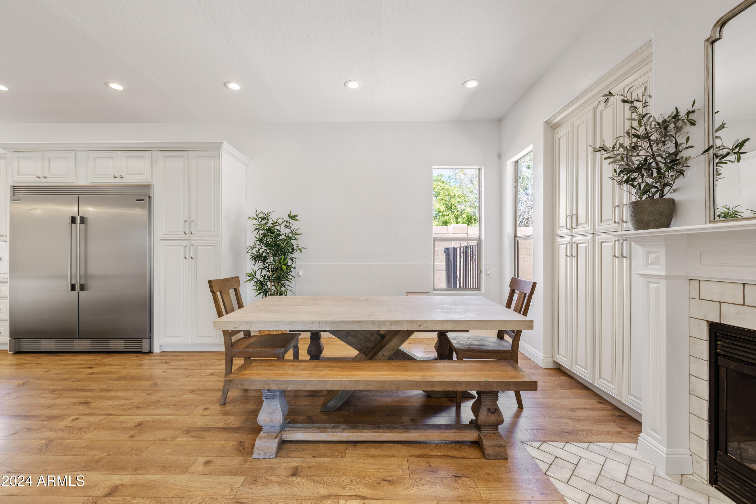 545 S LEMON Court