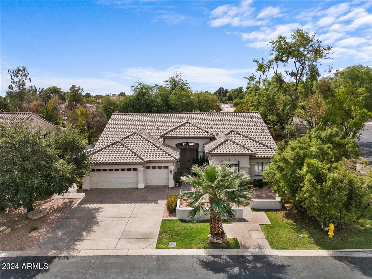 1227 E JEANINE Drive
