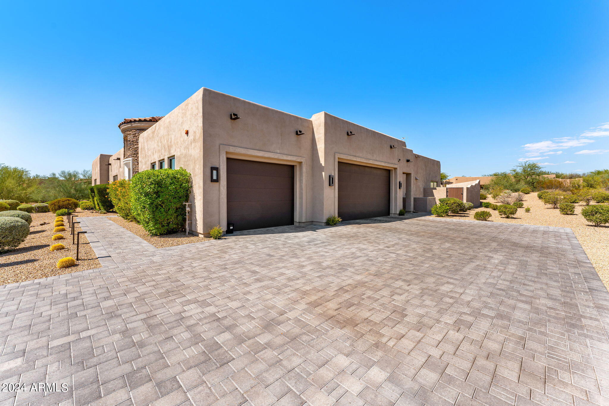 8742 E VILLA CASSANDRA Drive