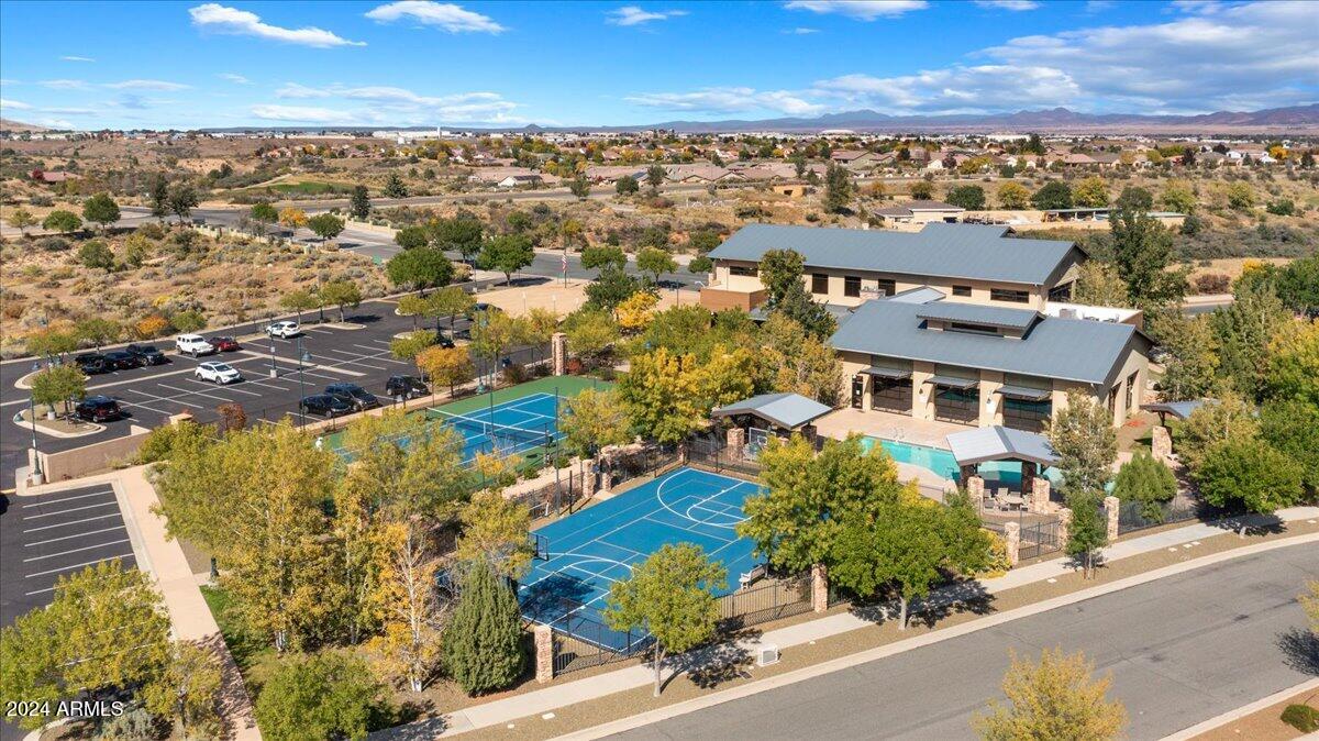 1569 N RANGE VIEW Circle
