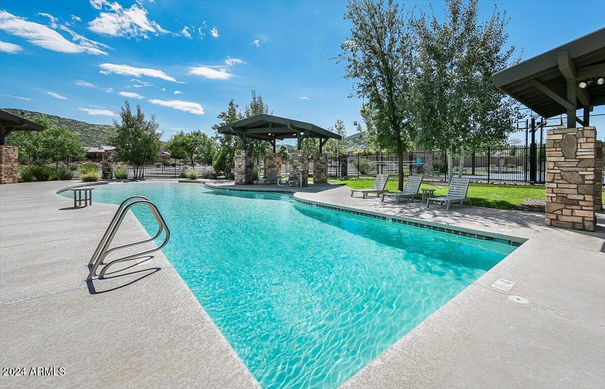 1569 N RANGE VIEW Circle