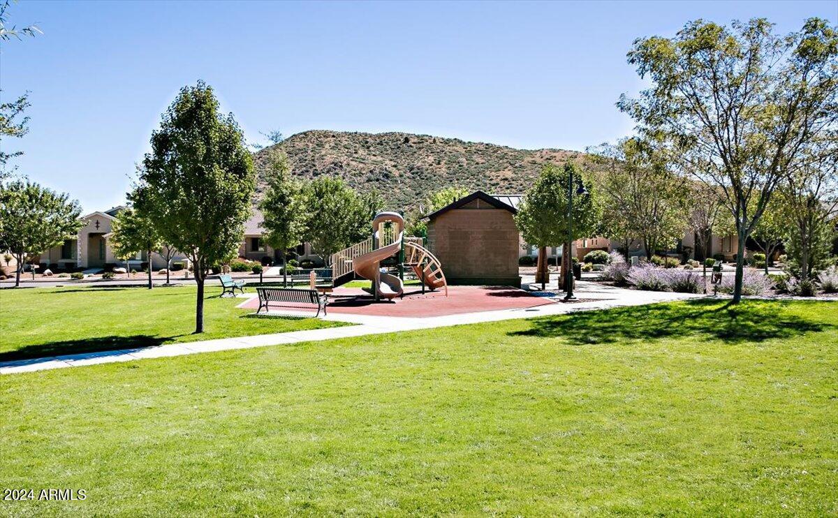 1569 N RANGE VIEW Circle