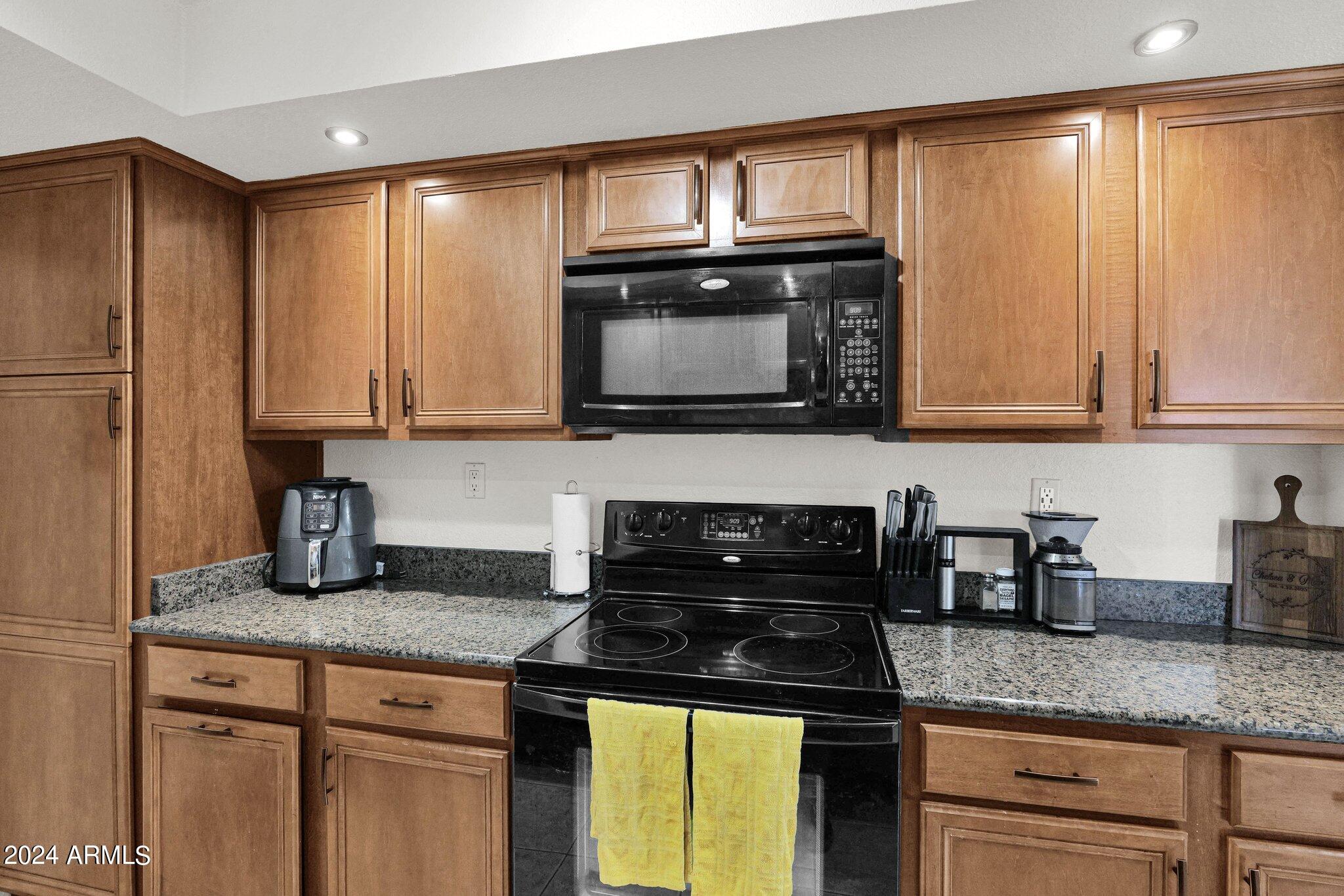 8500 E INDIAN SCHOOL Road, 106
