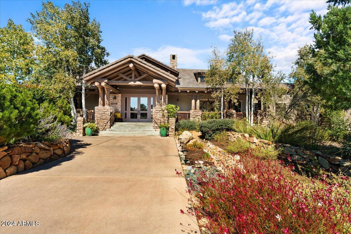 1615 STONEY Lane