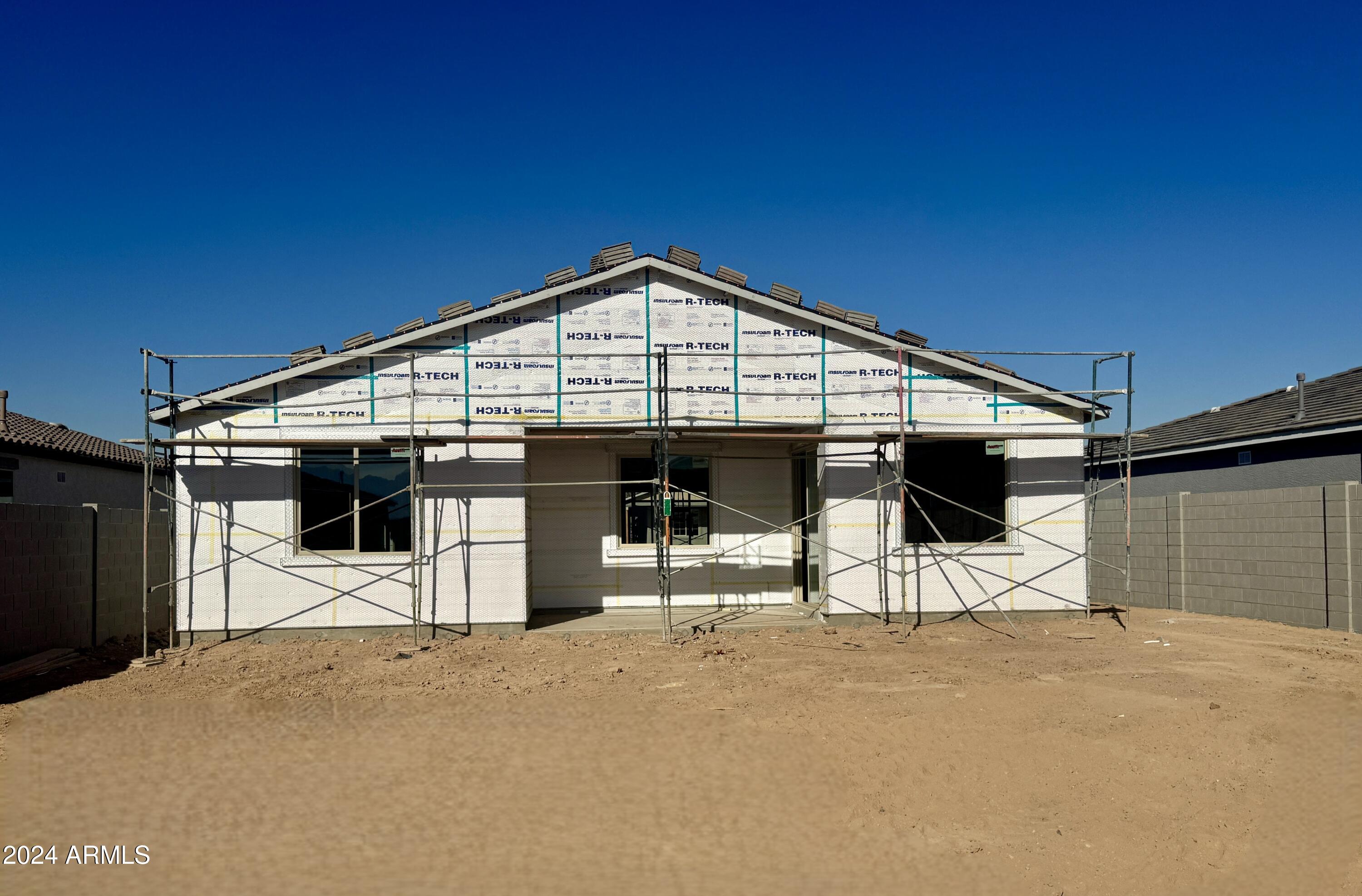 5609 W MCNEIL Street