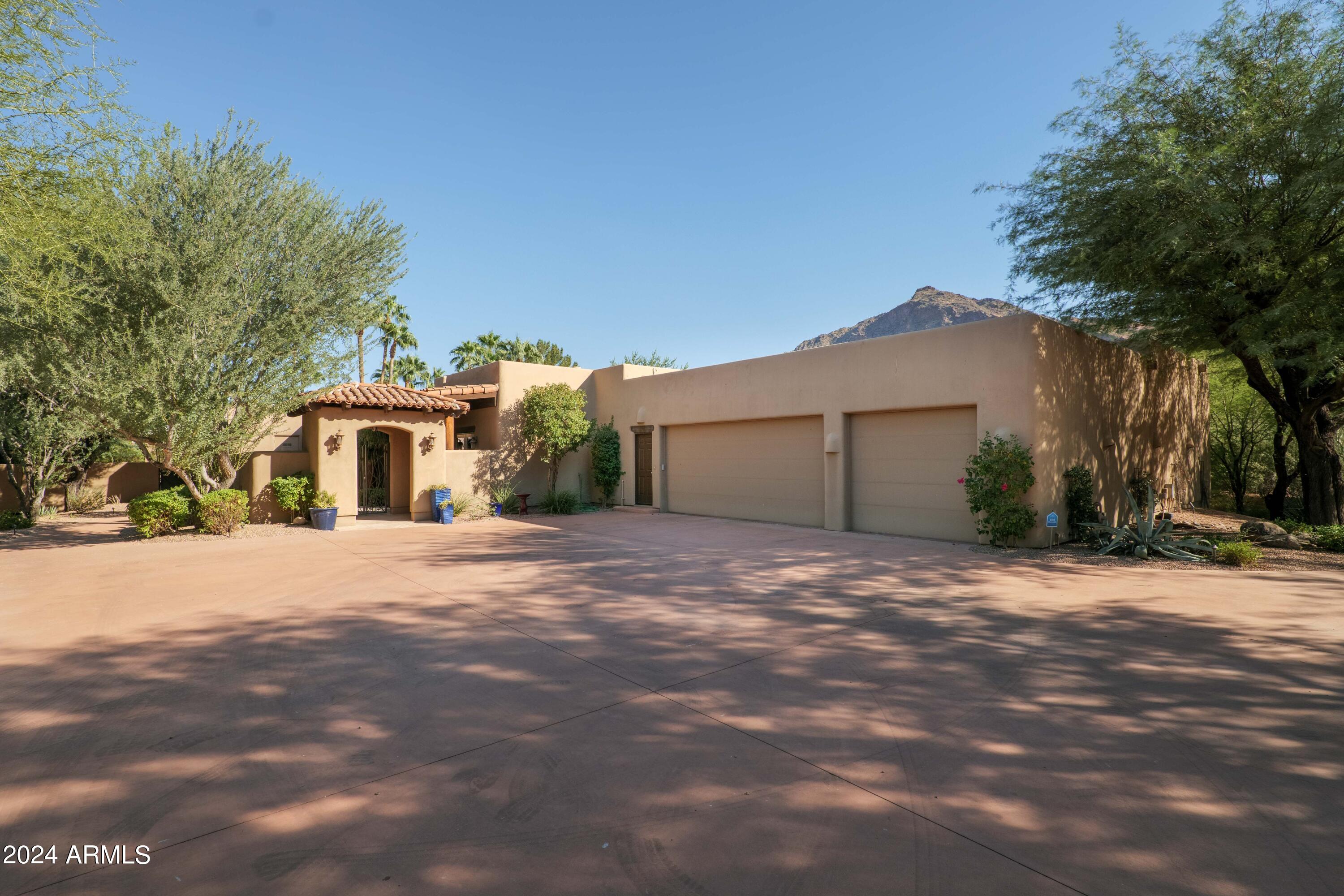 6211 N 51ST Place
