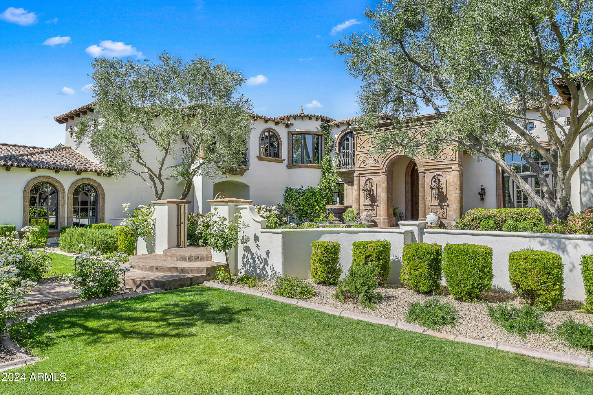 7714 N CALLE CABALLEROS