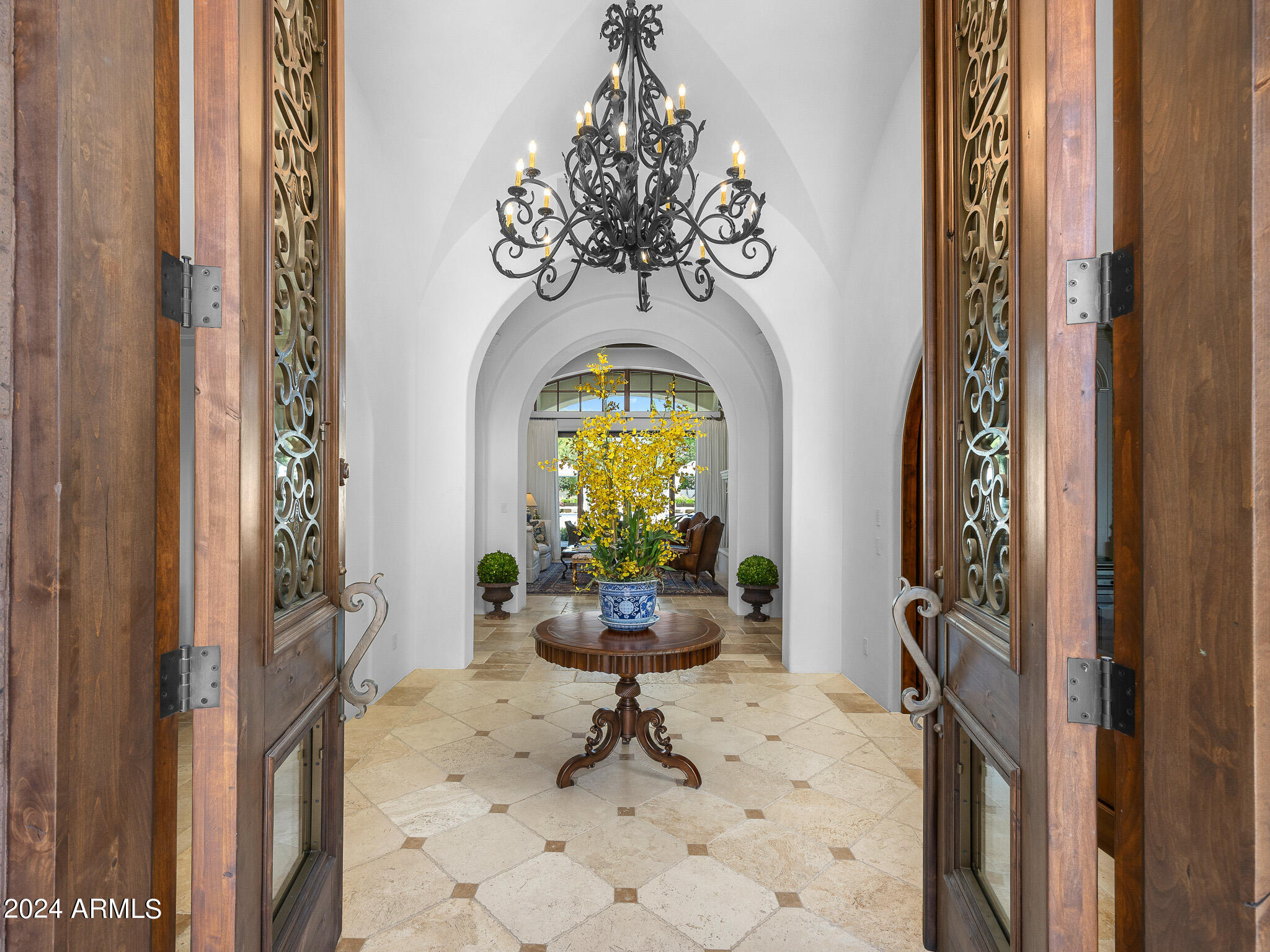 7714 N CALLE CABALLEROS