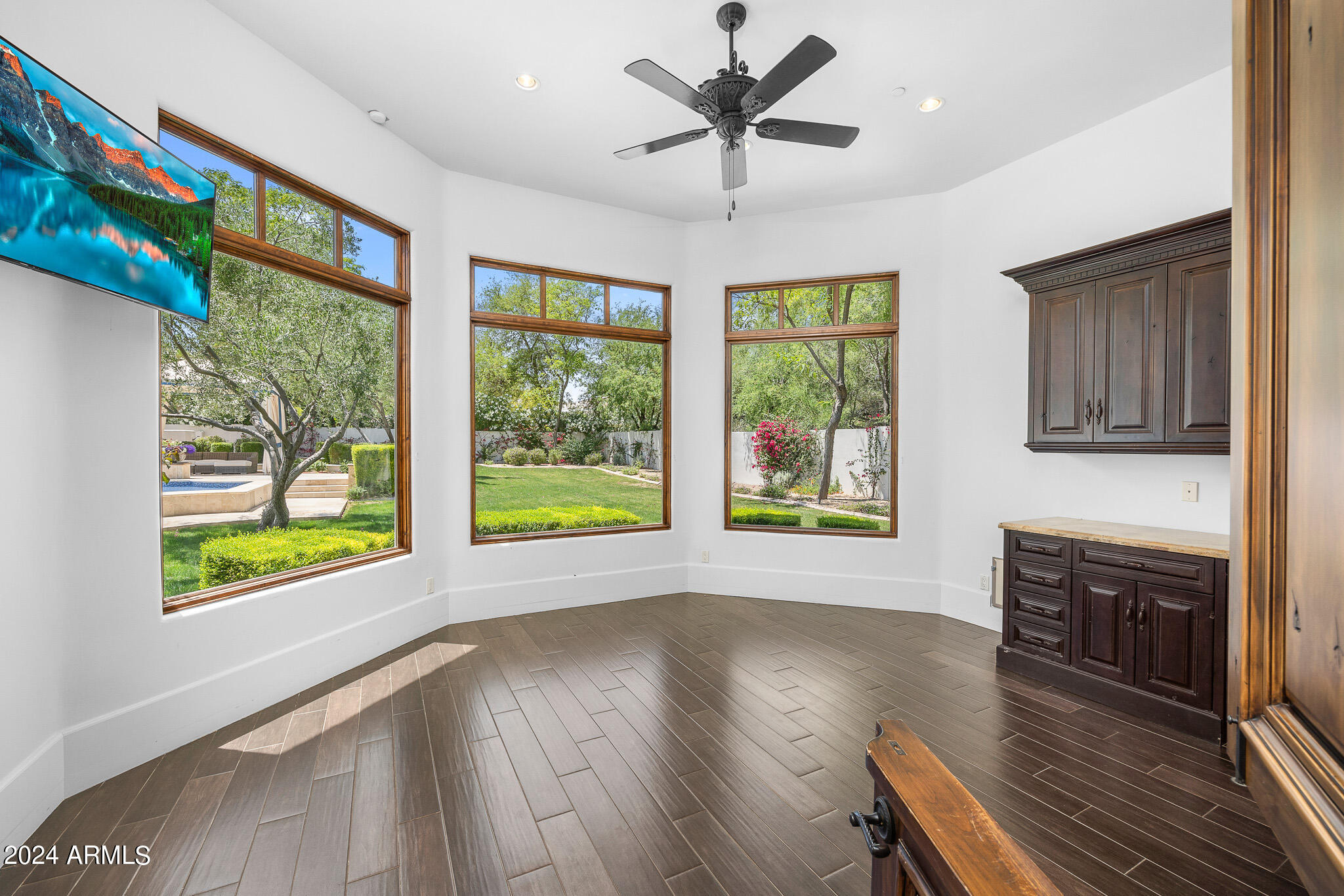 7714 N CALLE CABALLEROS