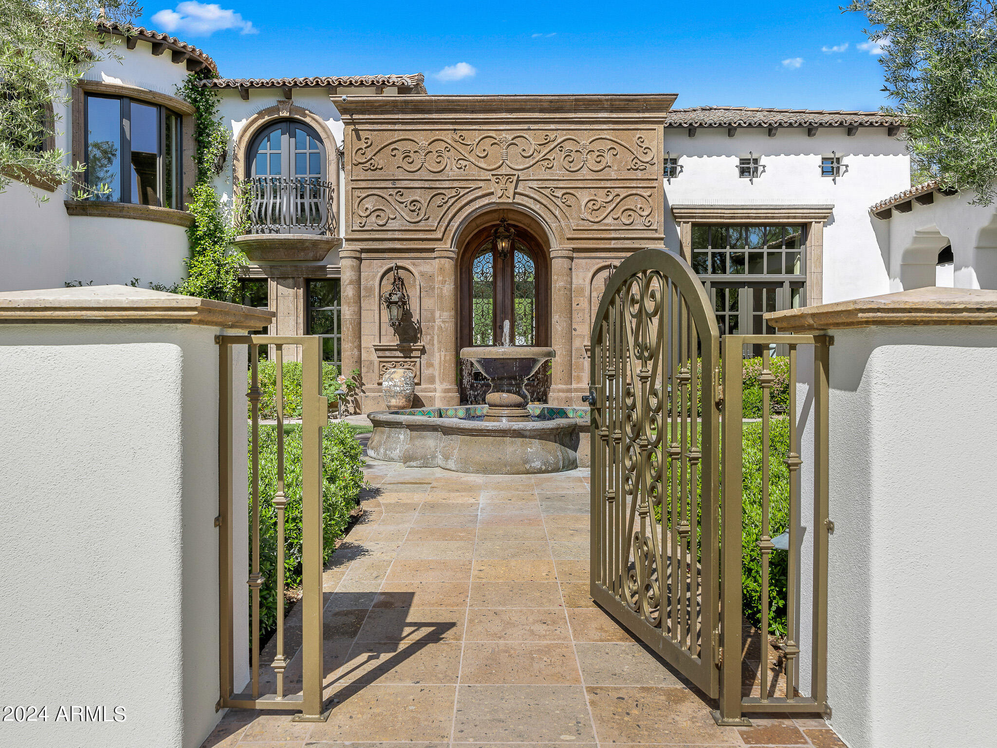 7714 N CALLE CABALLEROS