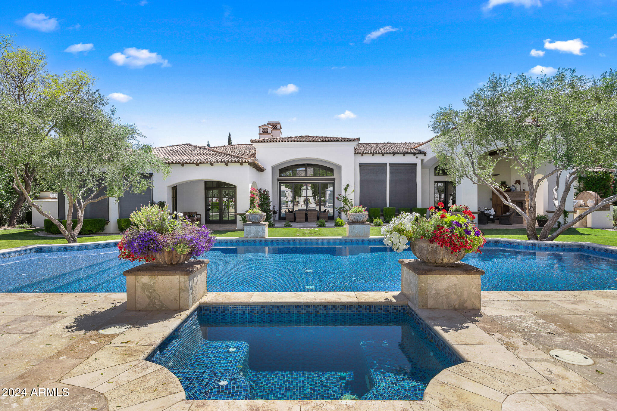 7714 N CALLE CABALLEROS
