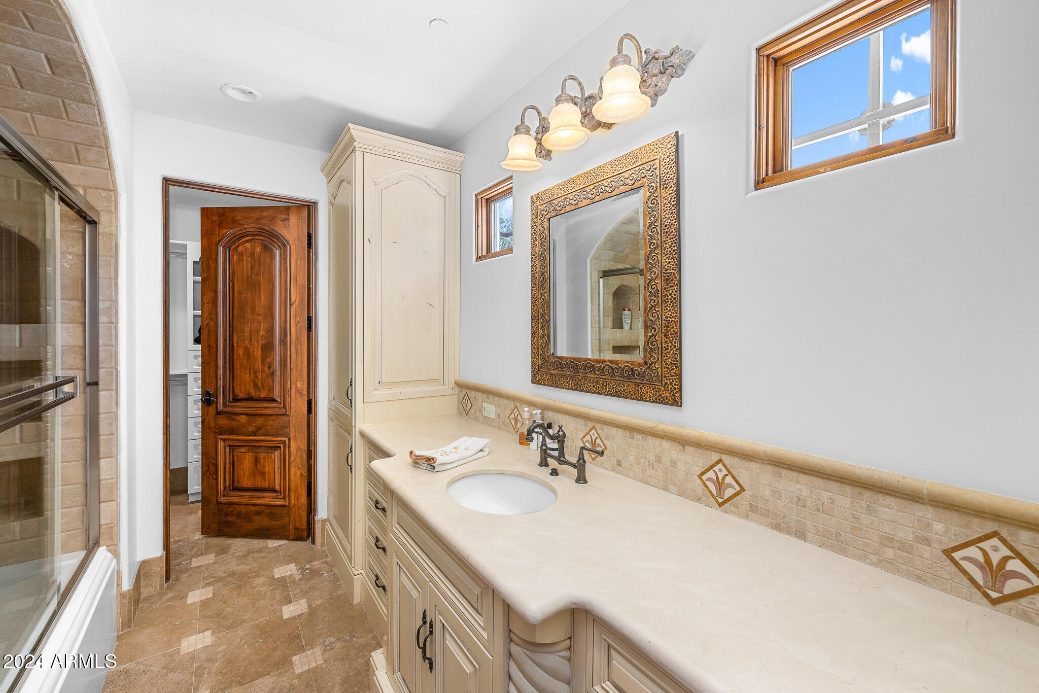 7714 N CALLE CABALLEROS