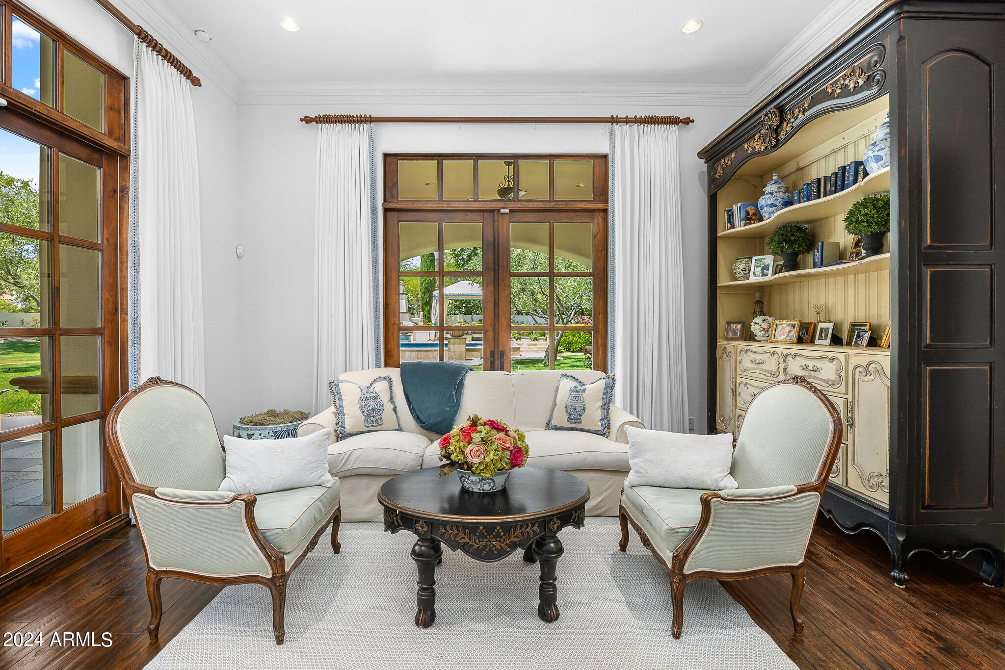 7714 N CALLE CABALLEROS