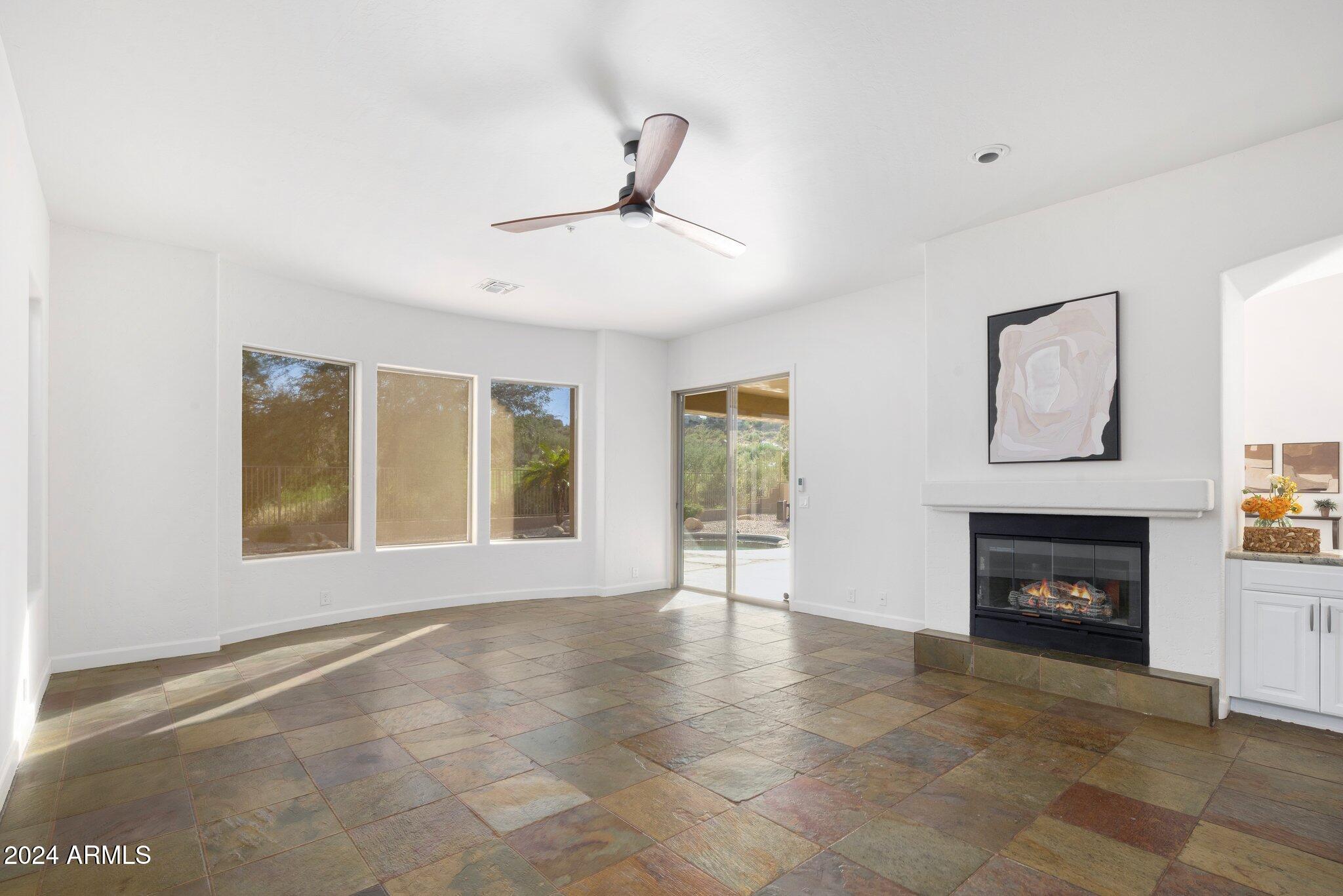 13325 N Manzanita Lane