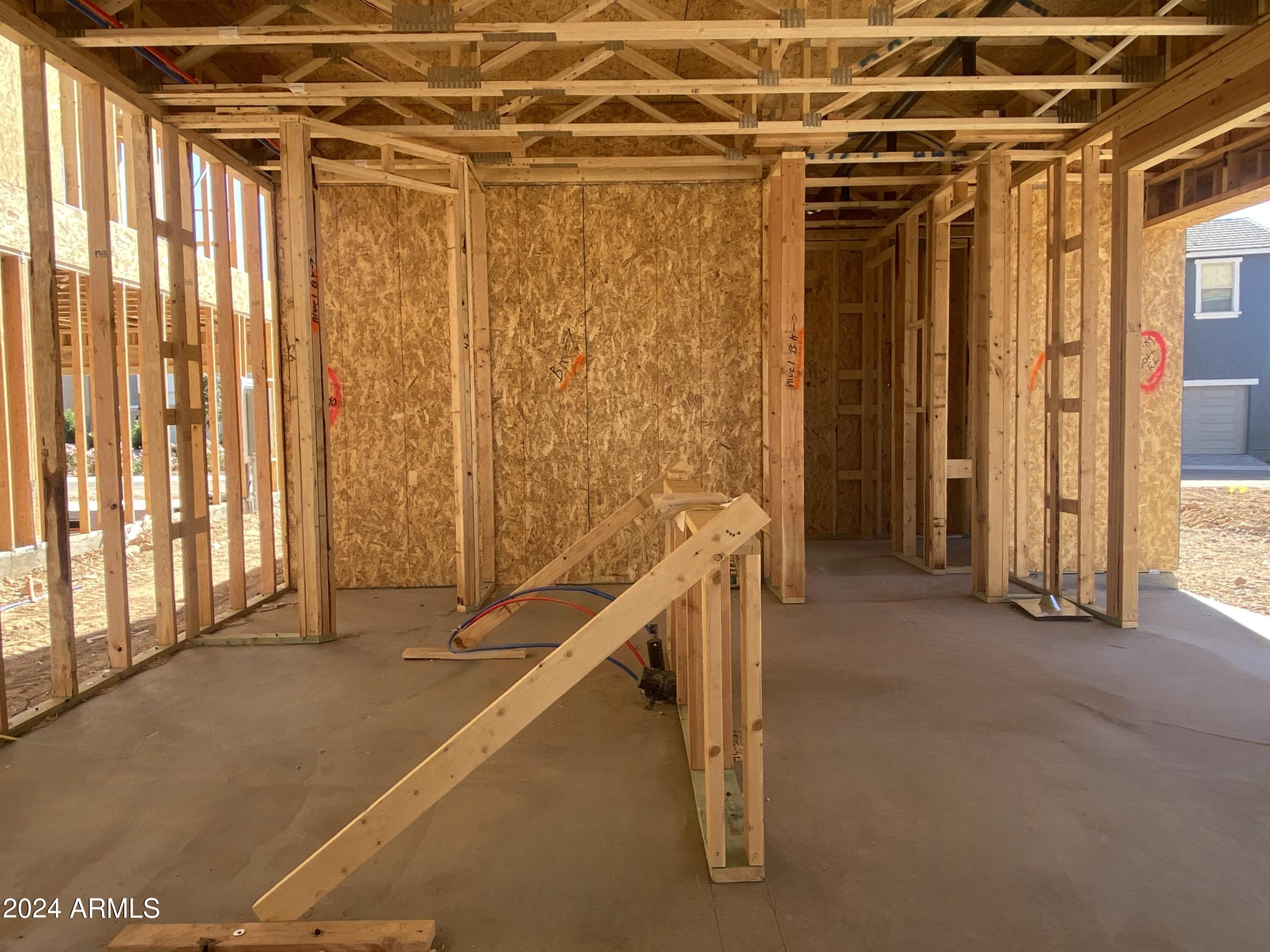 2223 W CHISUM Trail
