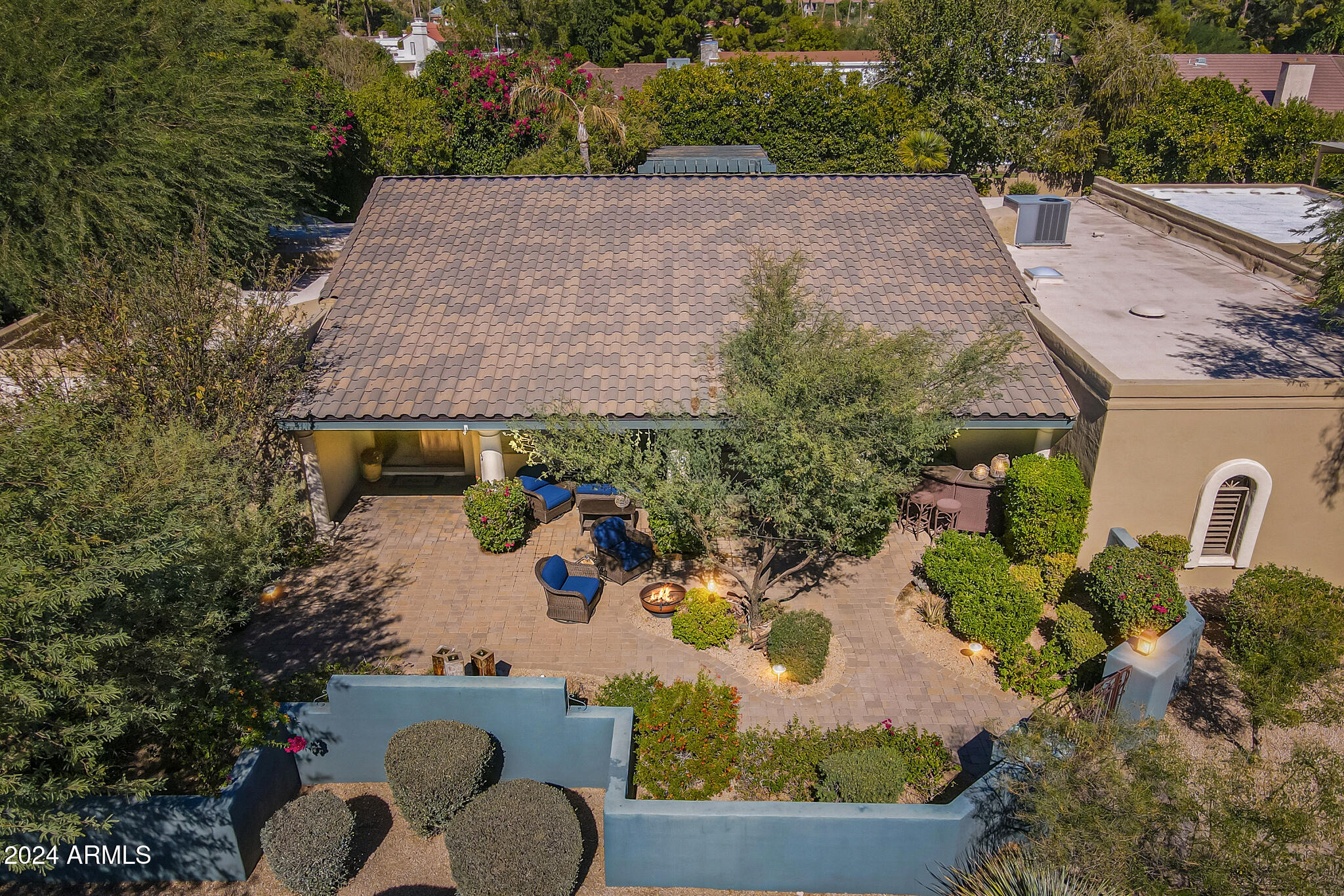 4530 E YUCCA Street