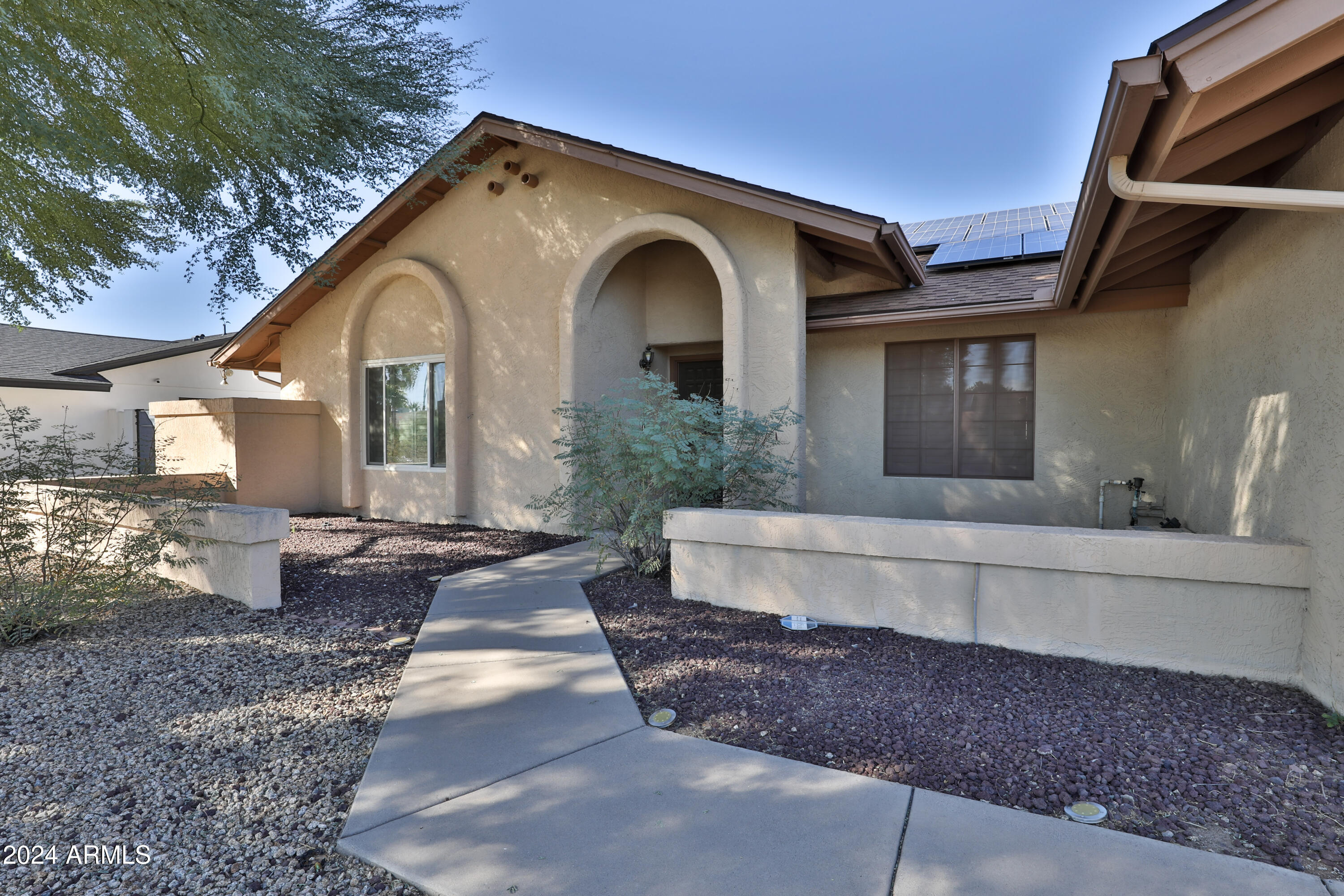 6228 E BLANCHE Drive