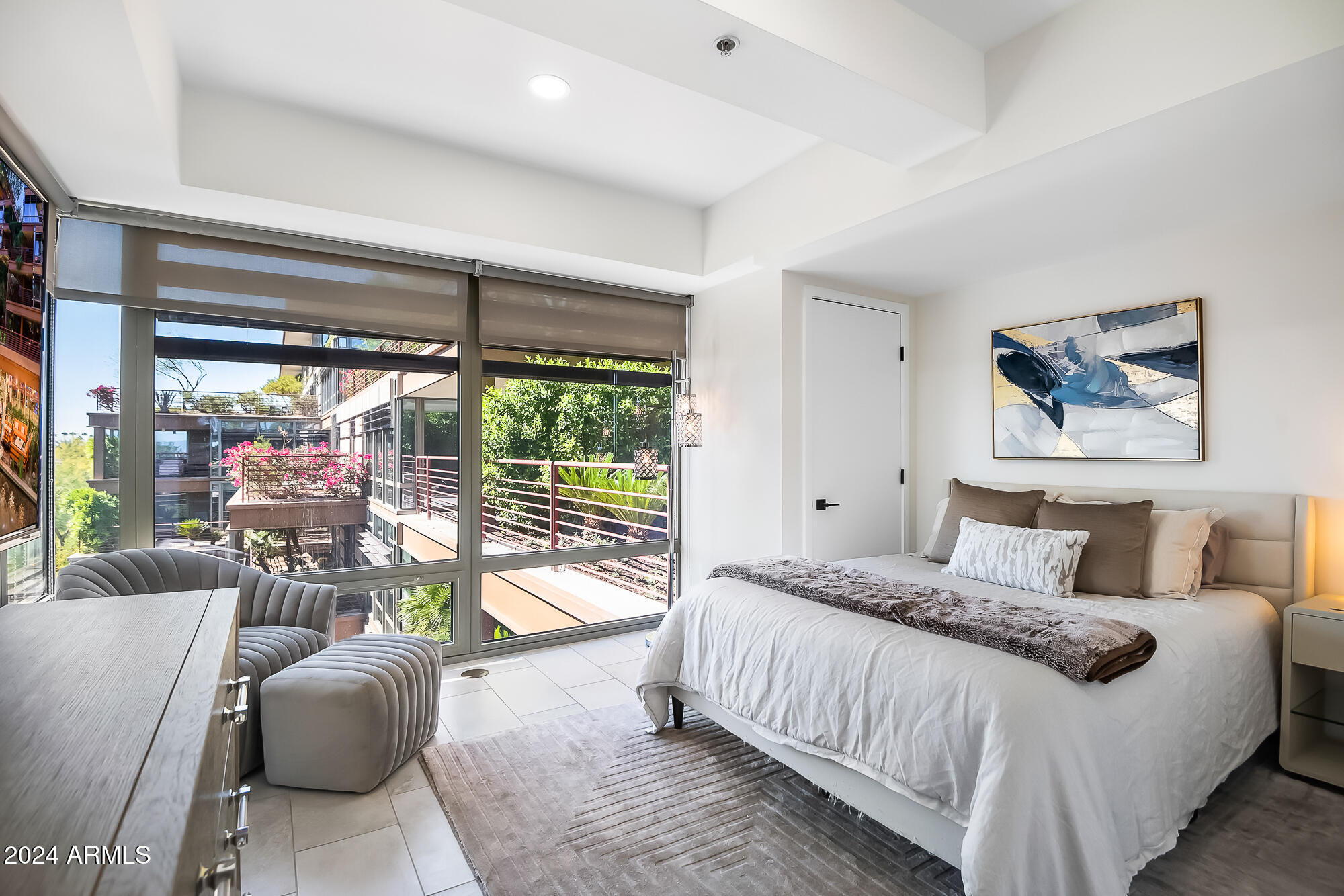 7137 E RANCHO VISTA Drive 5011