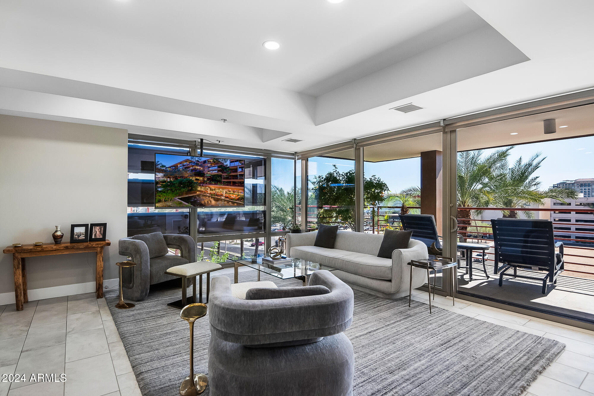7137 E RANCHO VISTA Drive 5011