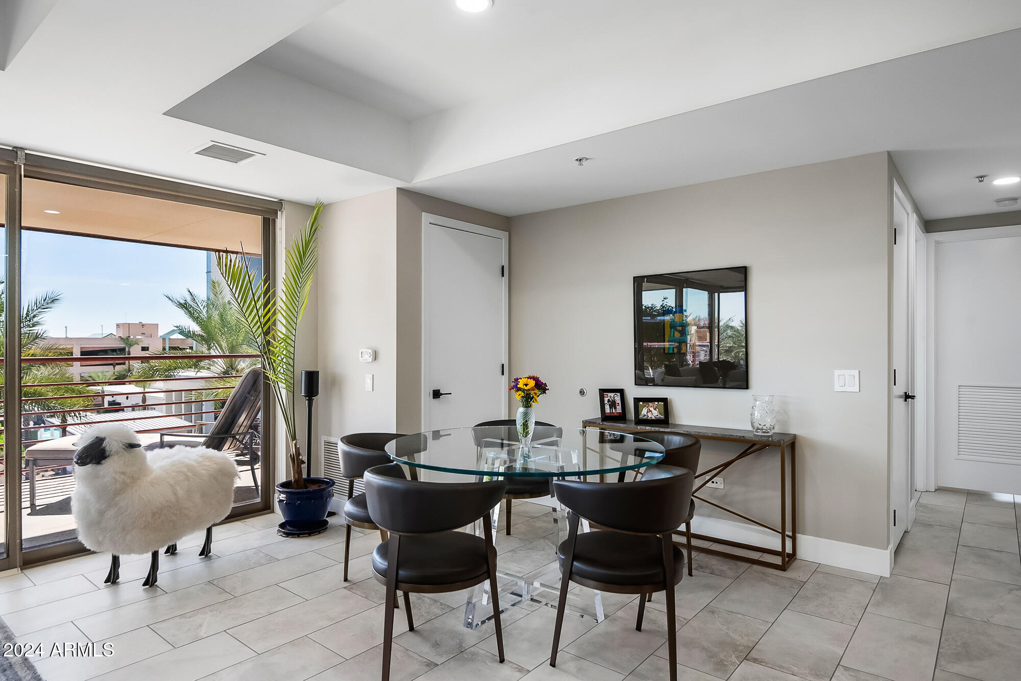 7137 E RANCHO VISTA Drive 5011