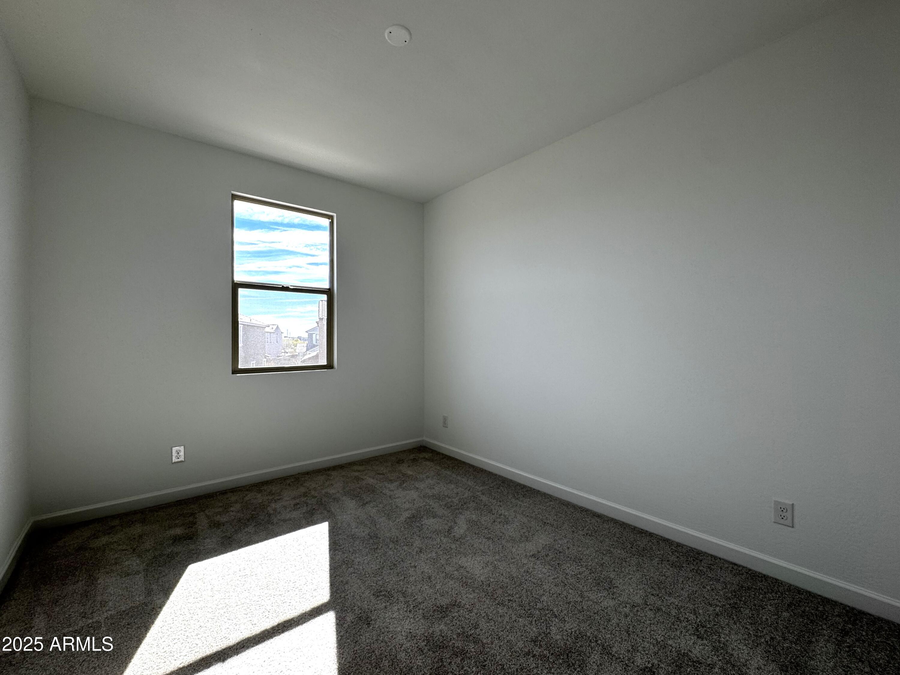 2219 W CHISUM Trail