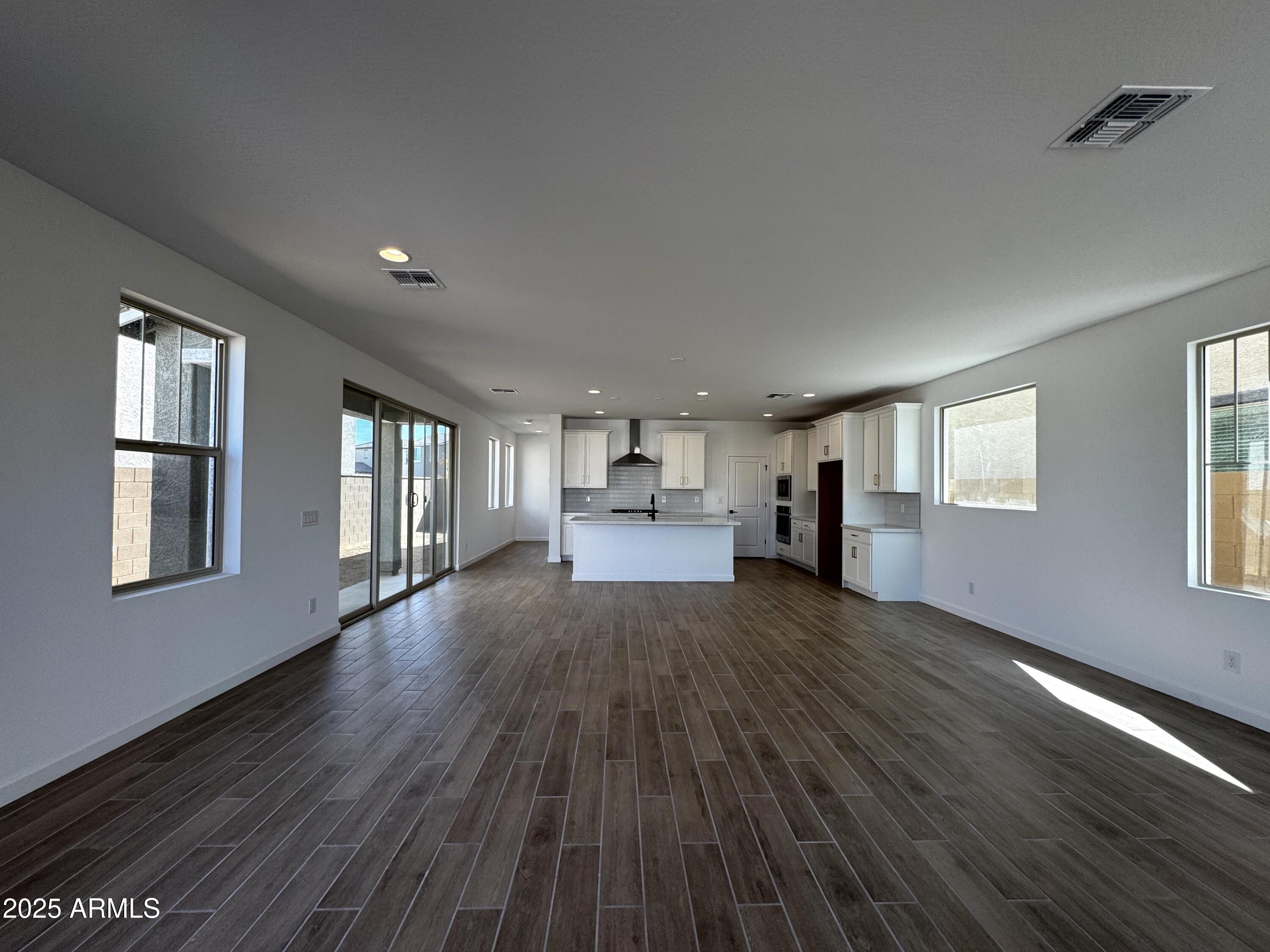 2219 W CHISUM Trail