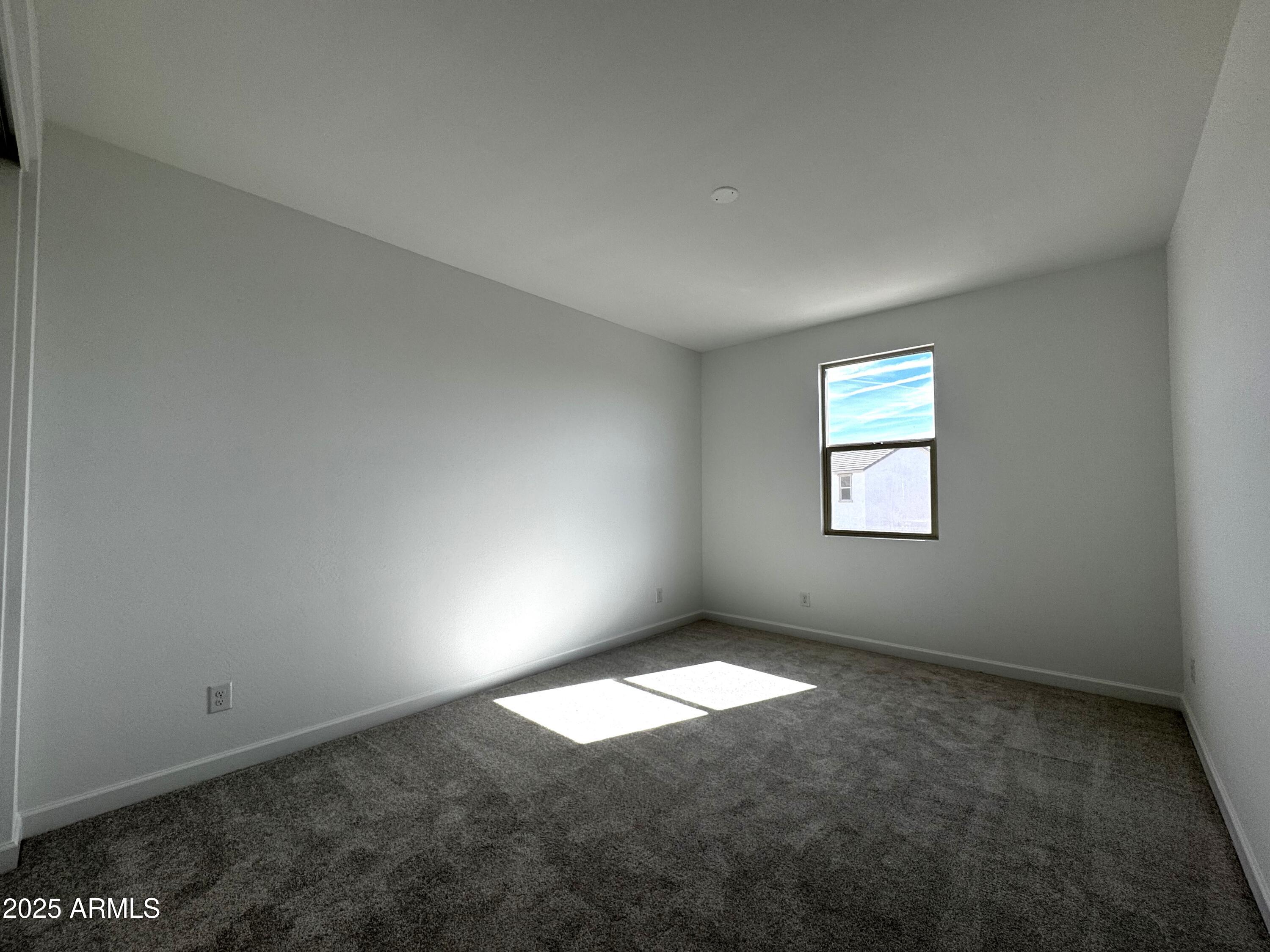2219 W CHISUM Trail