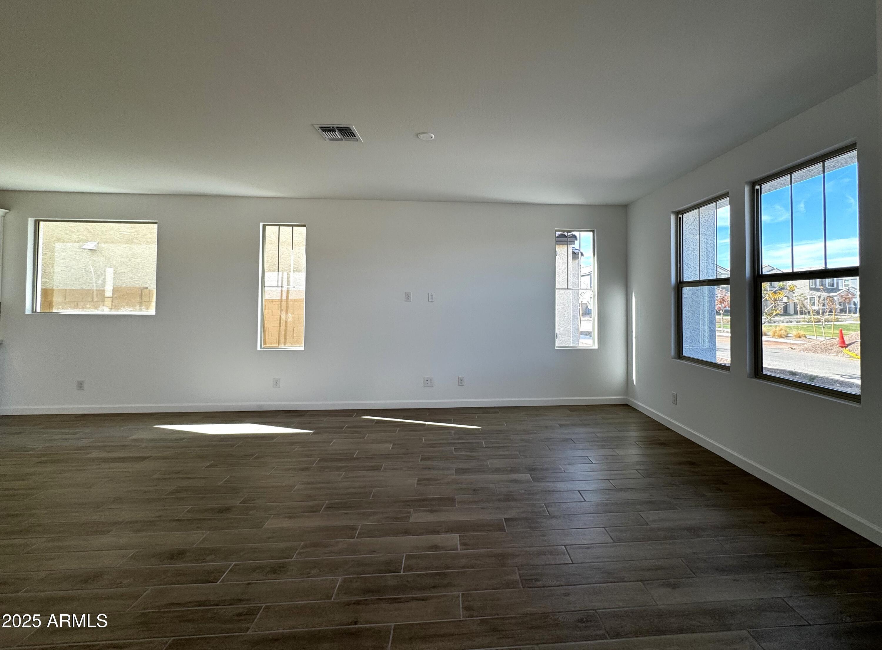 2219 W CHISUM Trail