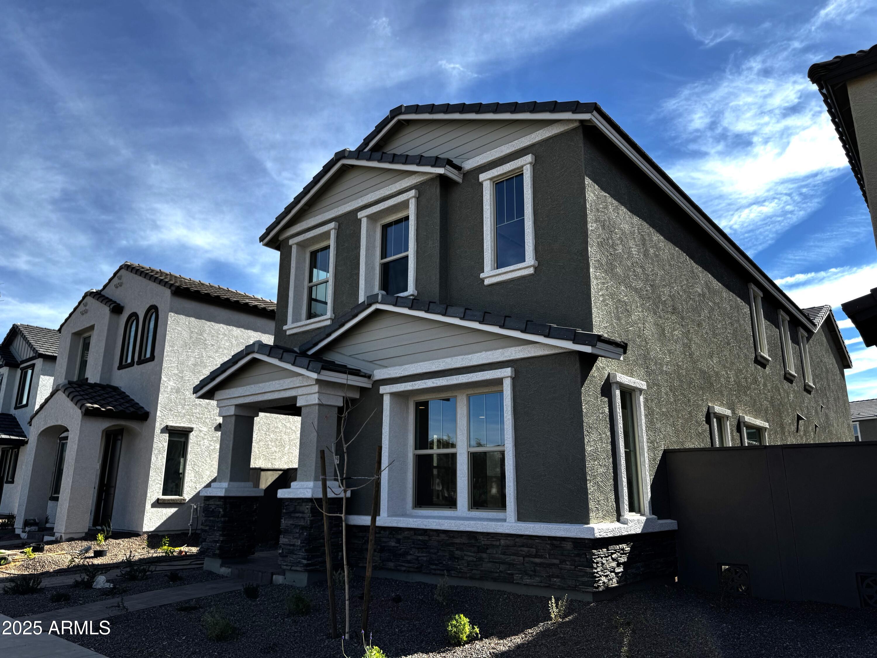 2219 W CHISUM Trail