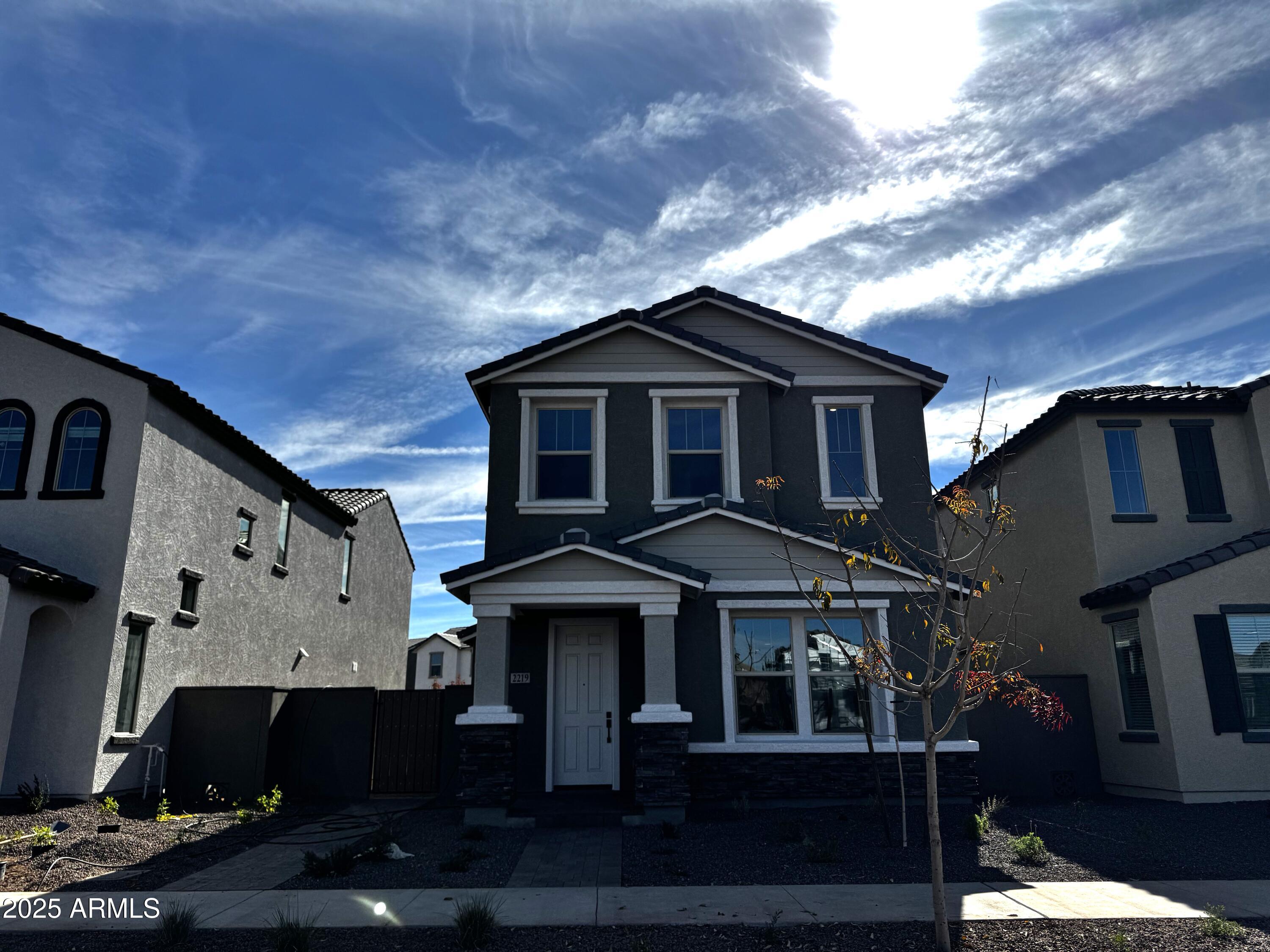 2219 W CHISUM Trail
