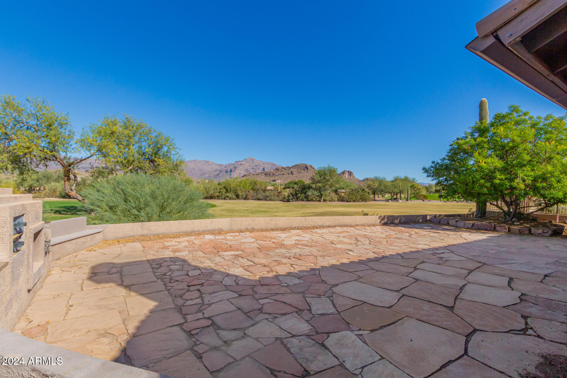 8310 E GREENVIEW Drive