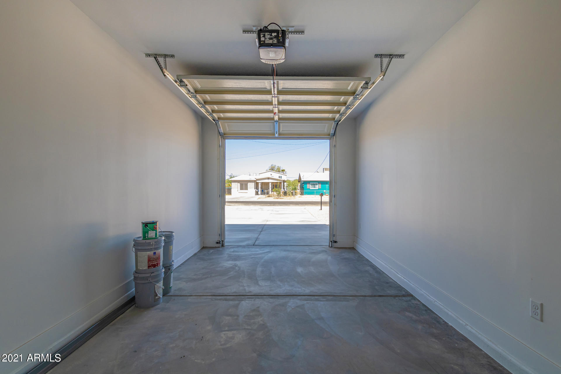 1024 S 4TH Avenue, 2