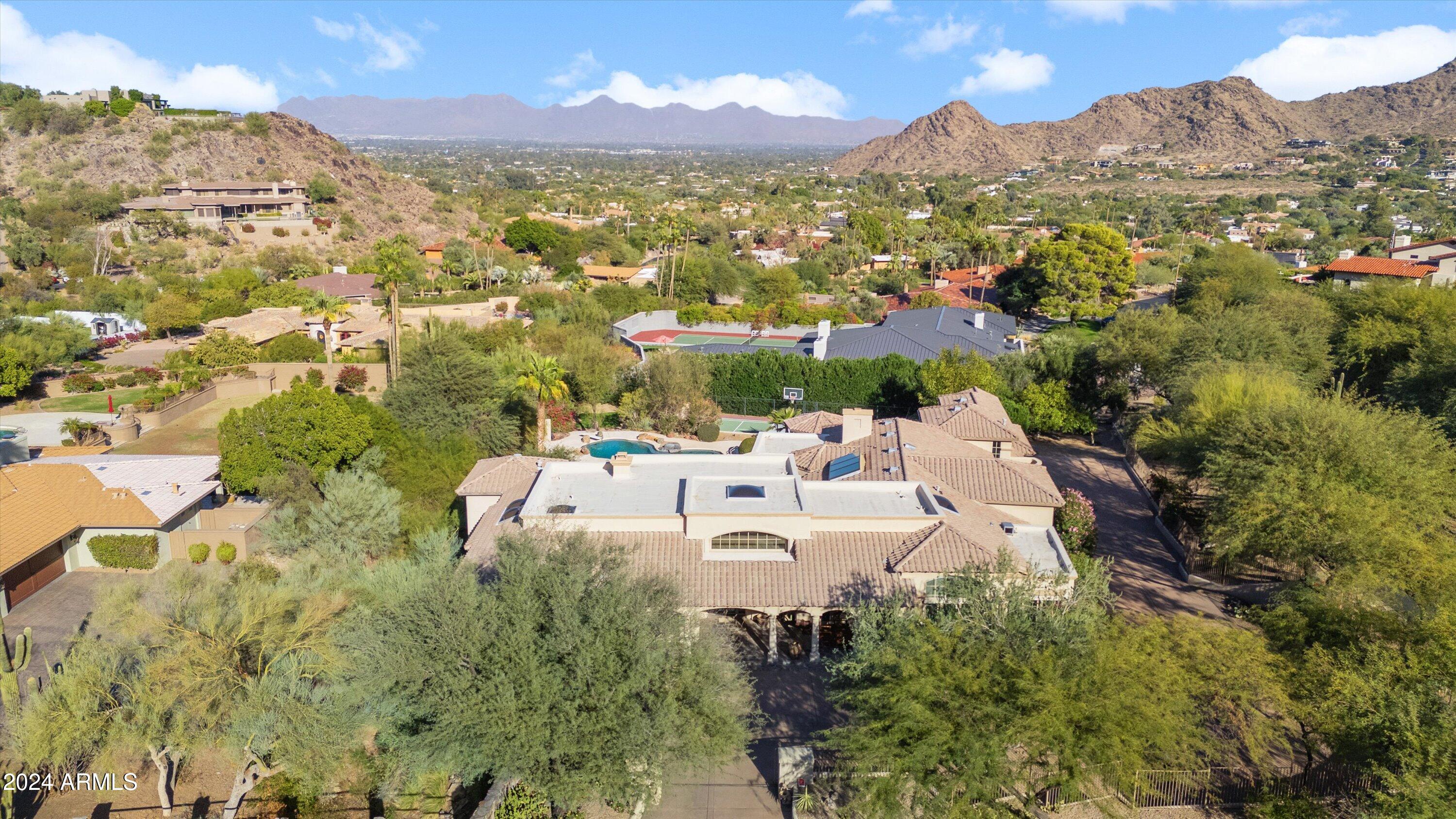 7801 N Sherri Lane