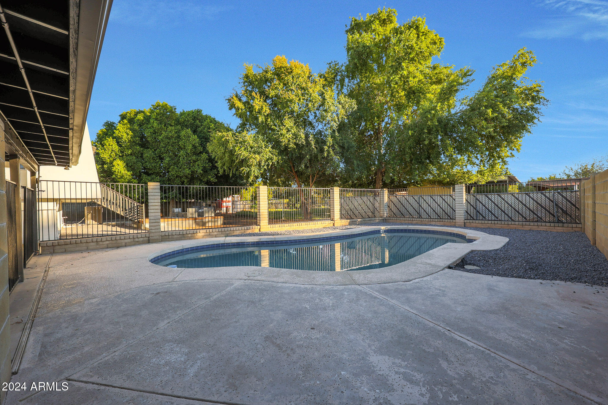 4331 W PORT AU PRINCE Lane