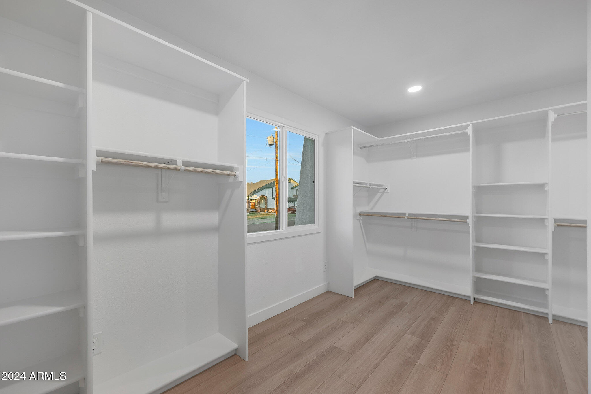 4331 W PORT AU PRINCE Lane