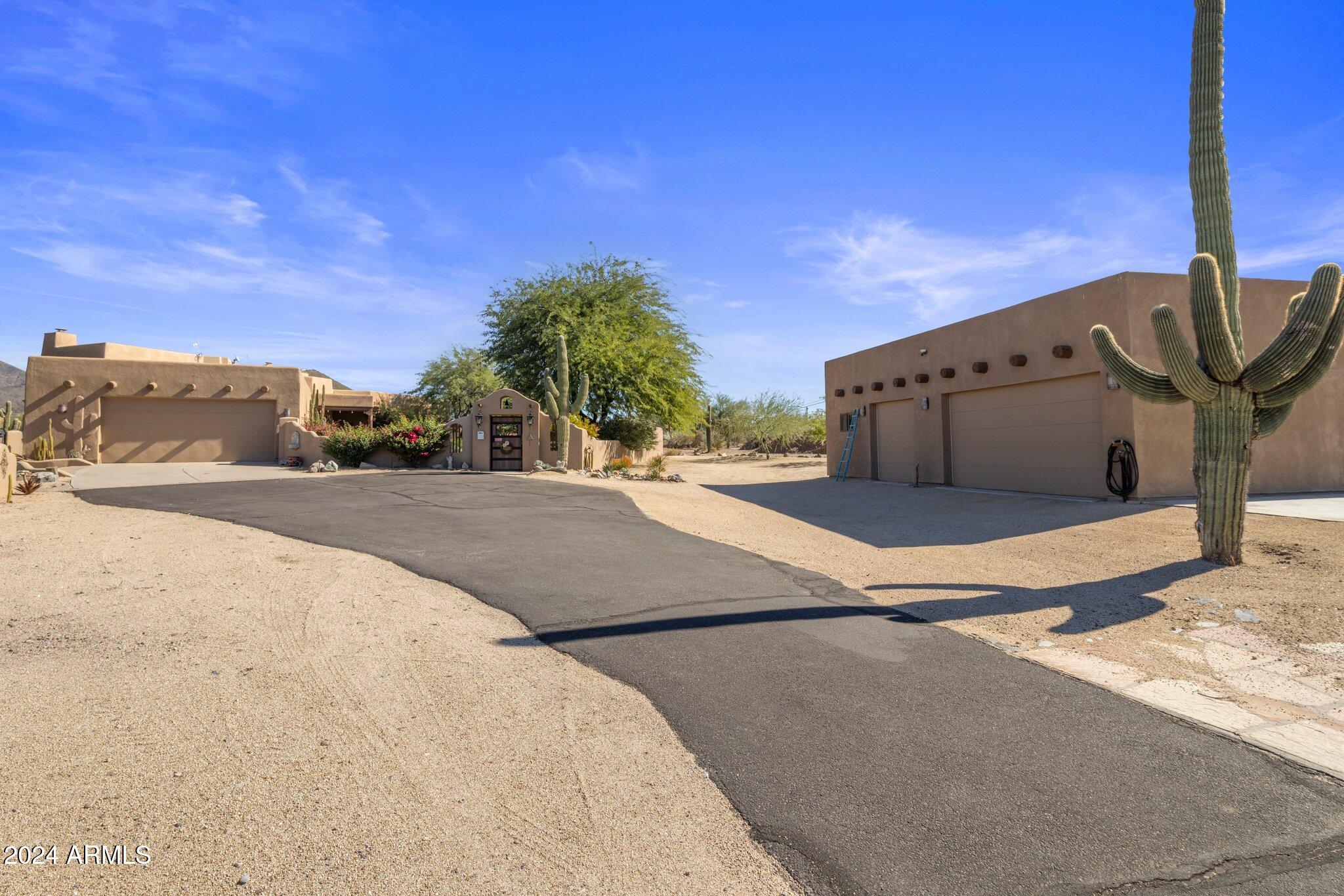 6701 E AZURE HILLS Drive