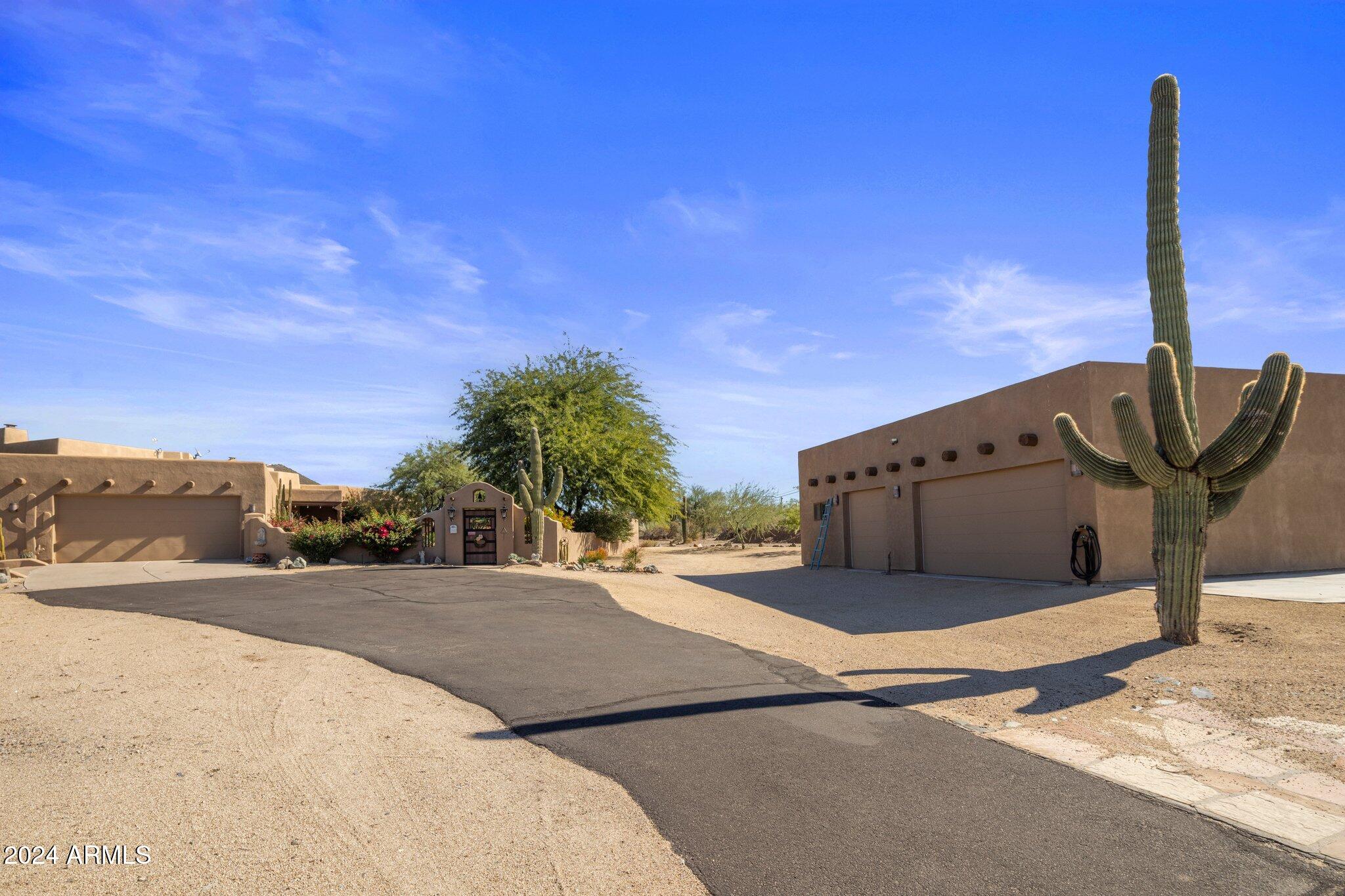 6701 E AZURE HILLS Drive