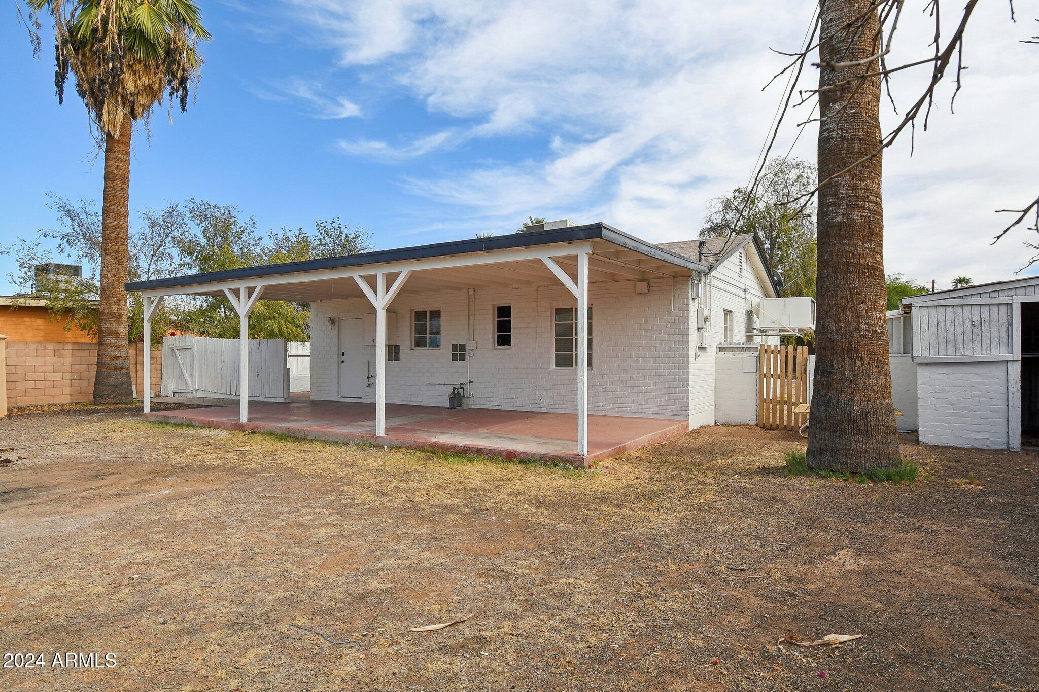 4008 N 32nd Place