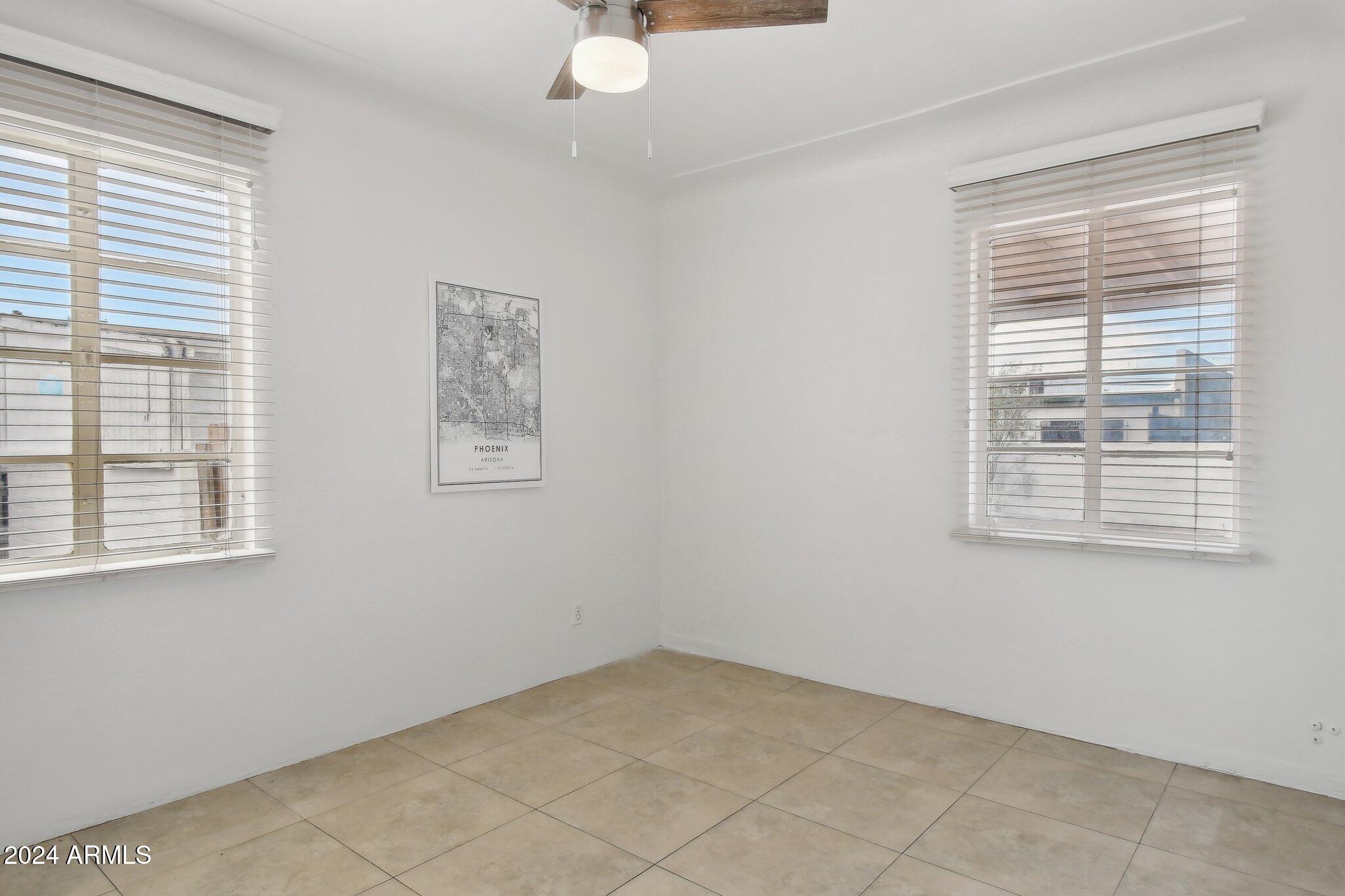 4008 N 32nd Place