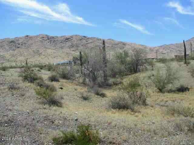 2500 W Sunrise Drive -