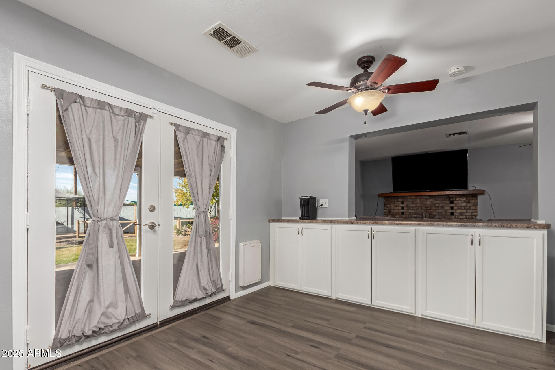 456 N 96TH Place