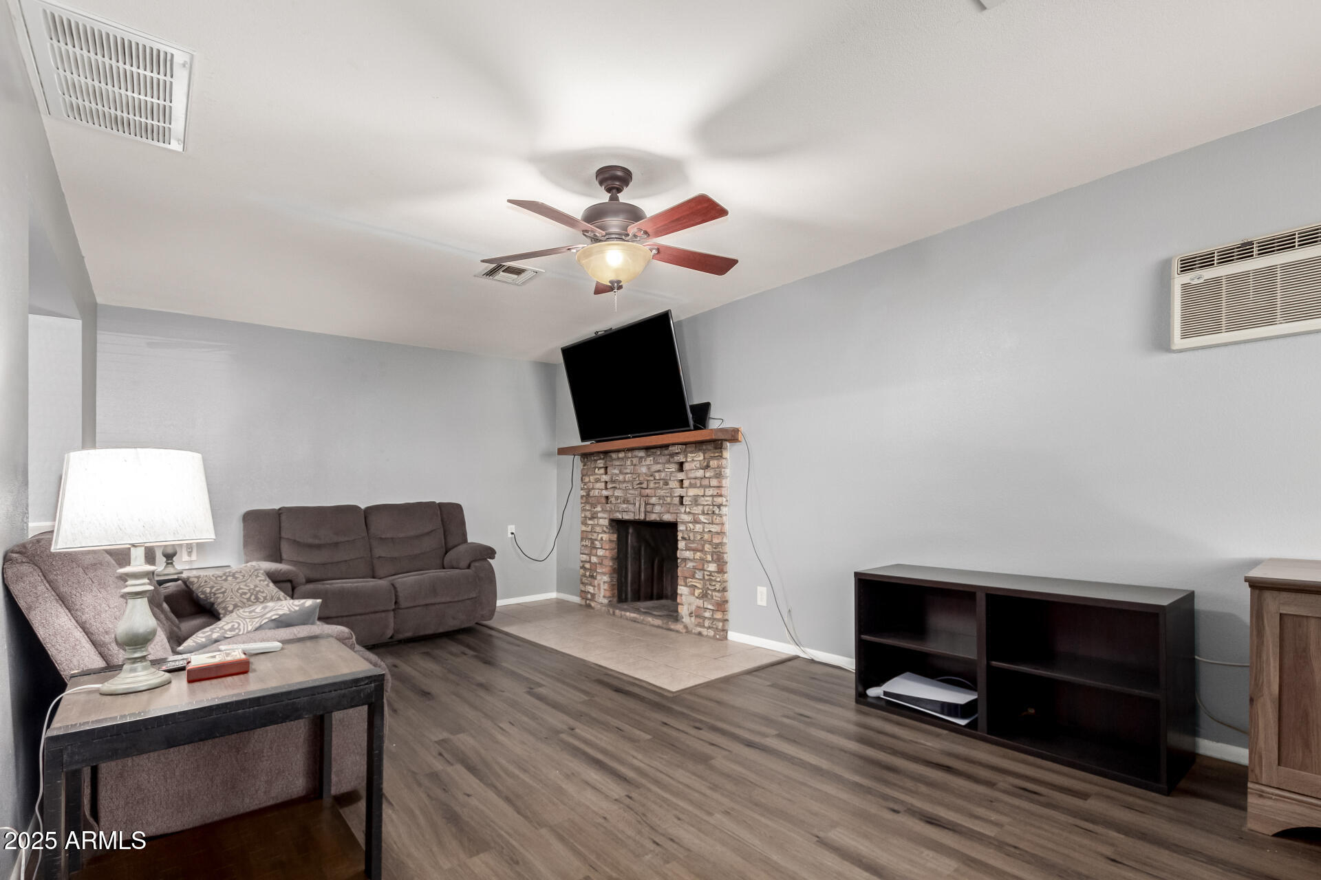 456 N 96TH Place