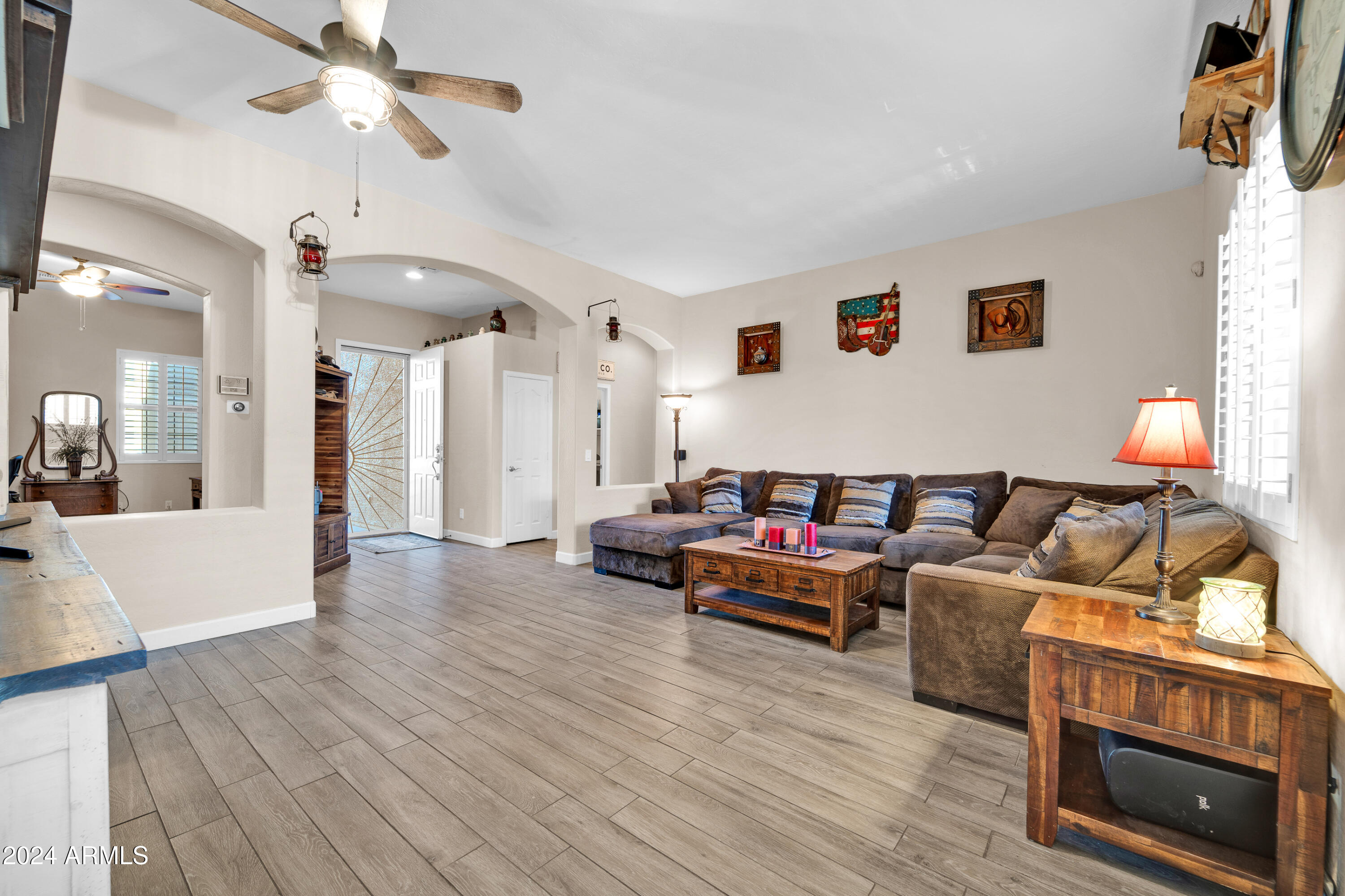 7407 W TETHER Trail