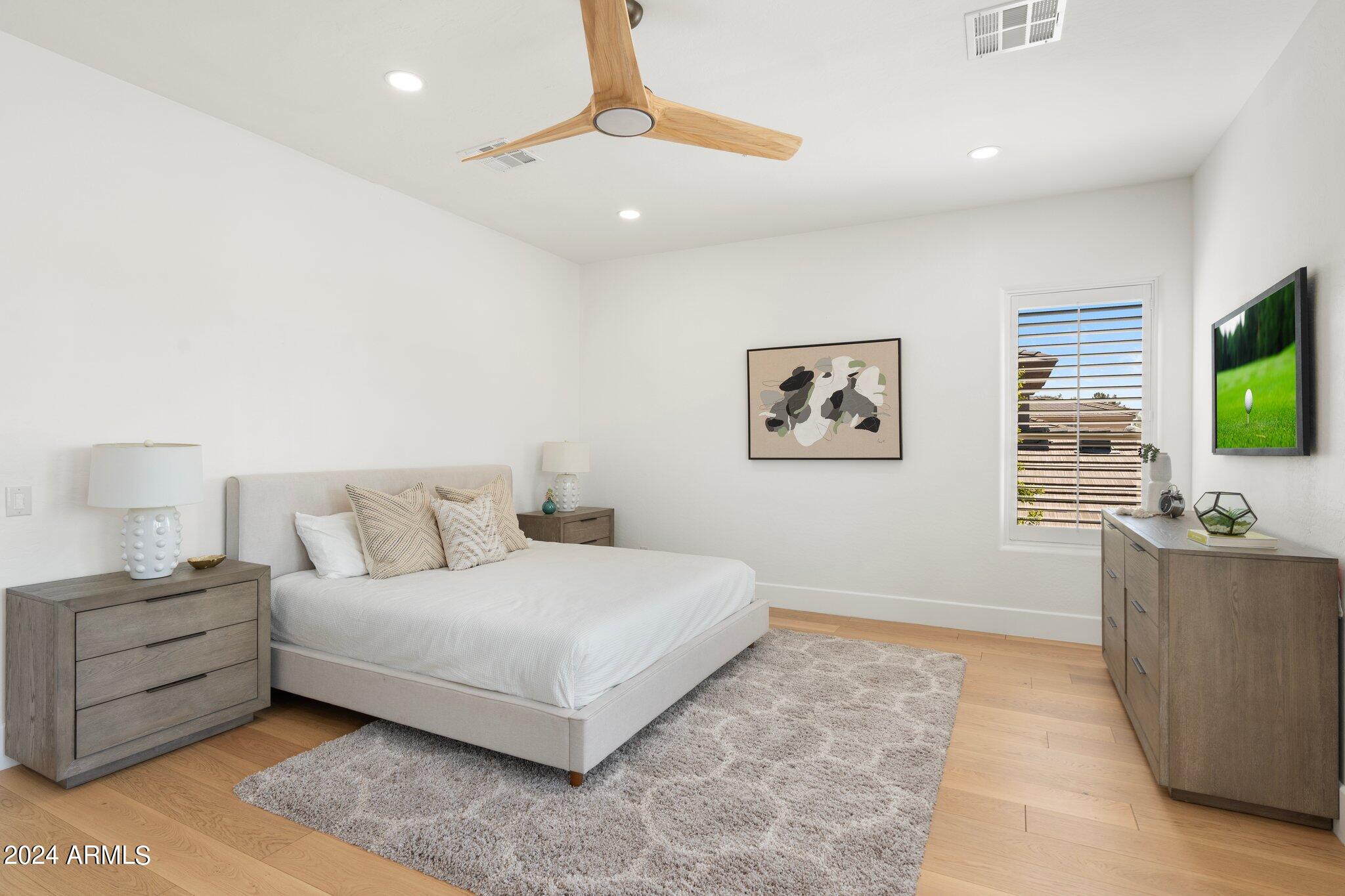 7471 E Sunnyvale Drive