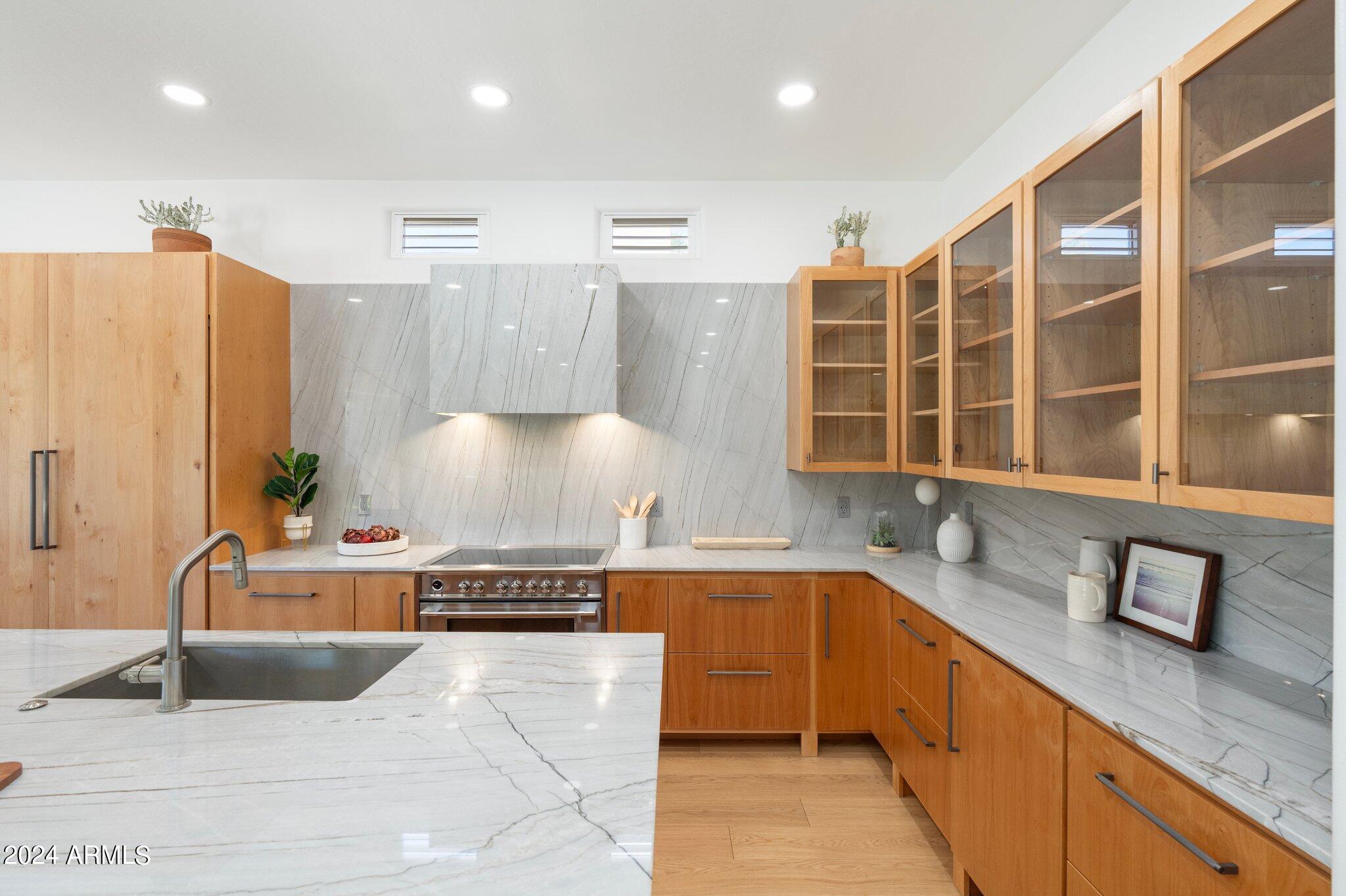 7471 E Sunnyvale Drive
