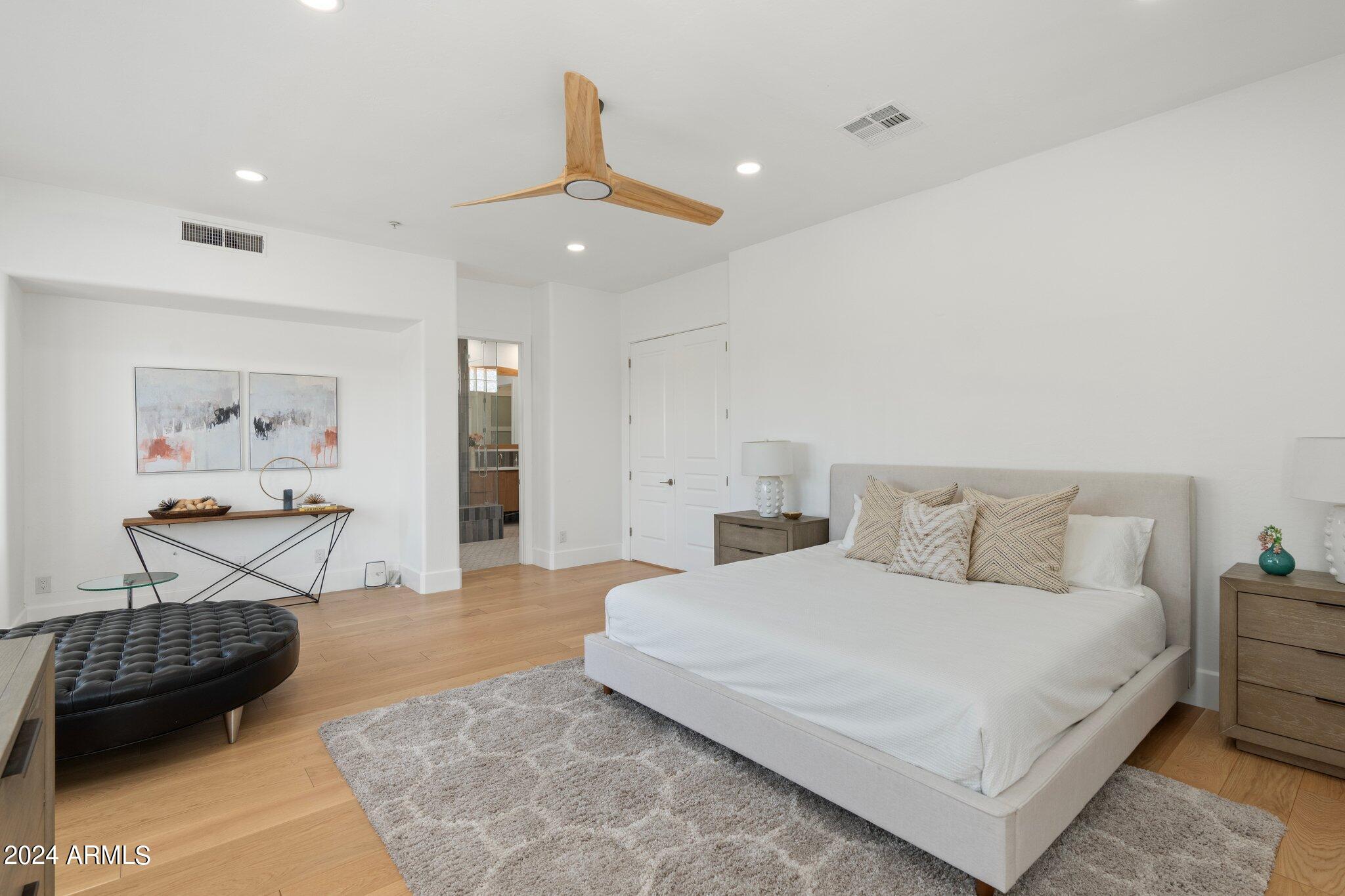 7471 E Sunnyvale Drive