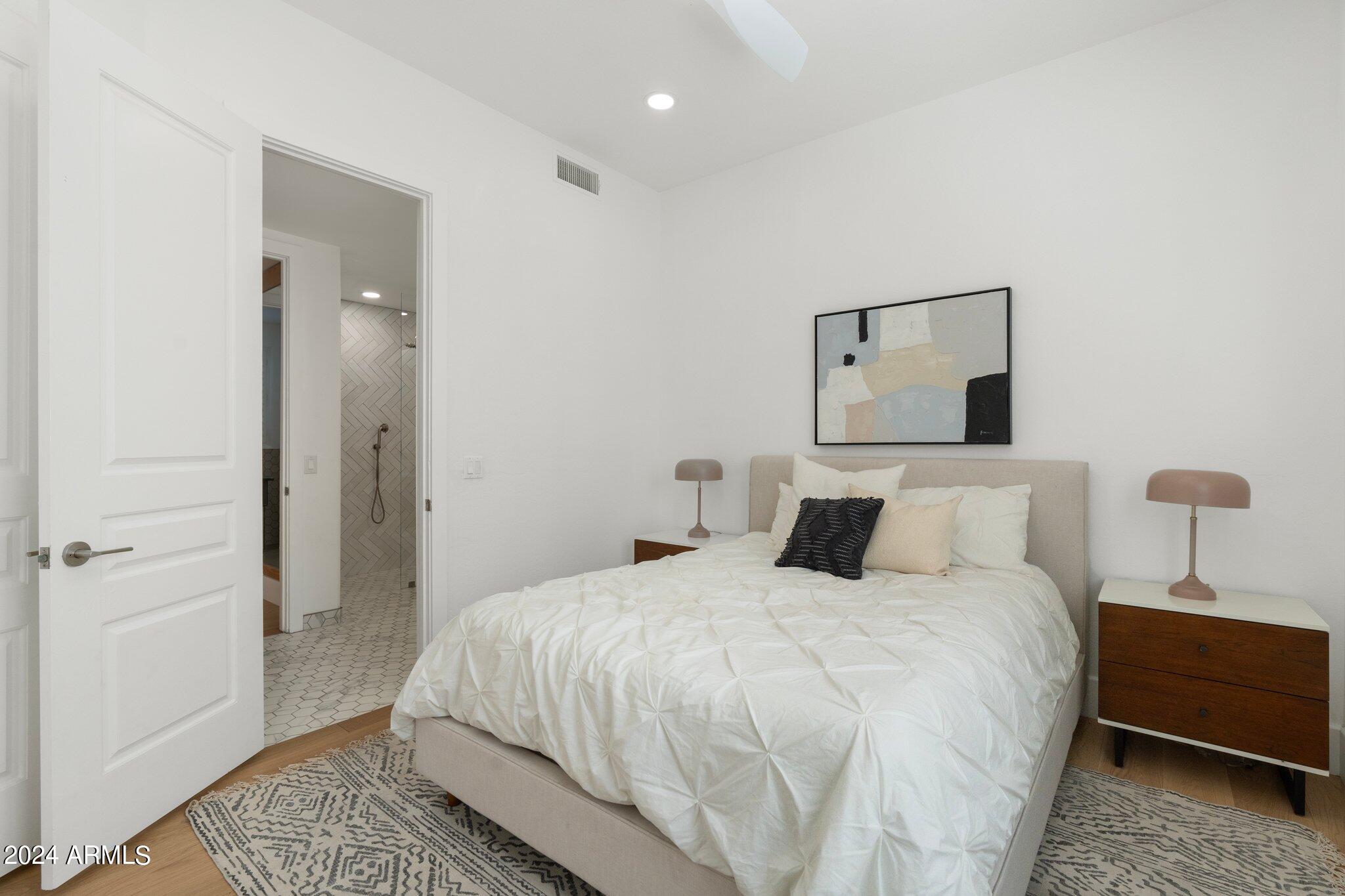 7471 E Sunnyvale Drive
