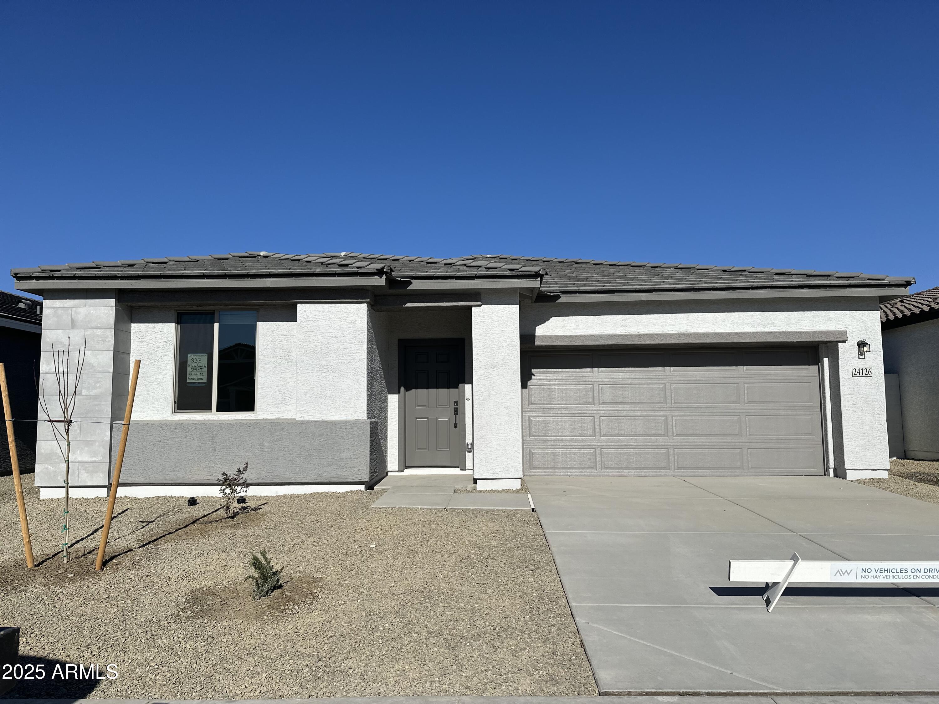 24126 W SUNLAND Avenue