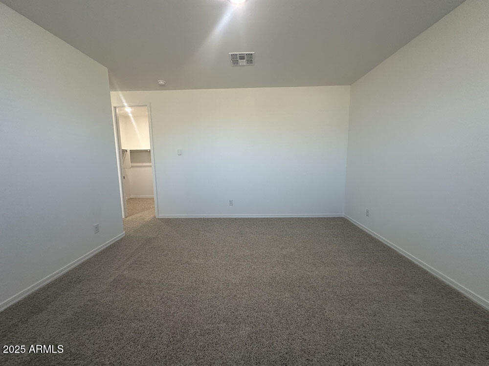 22856 E ROUNDUP Way