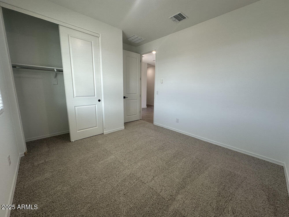 22856 E ROUNDUP Way